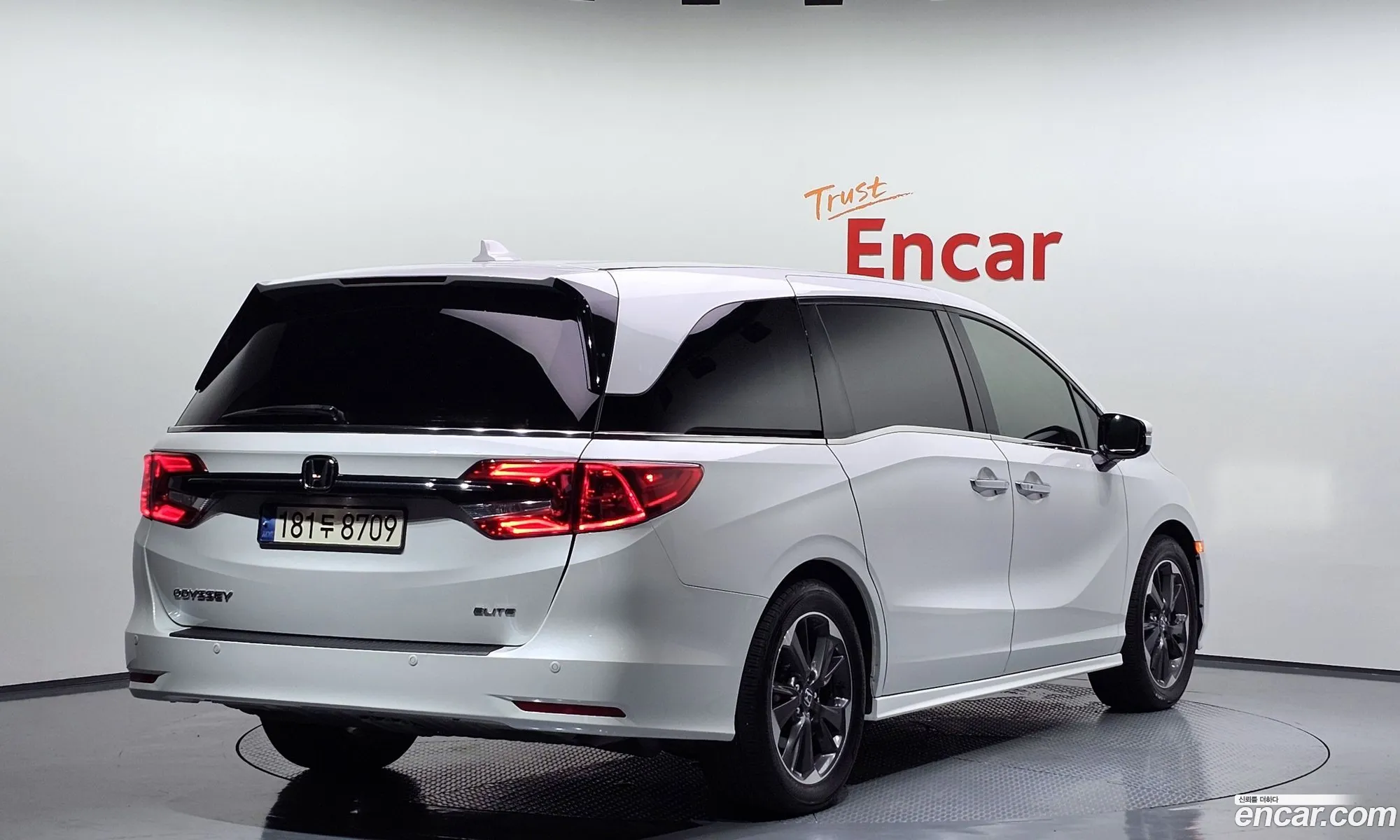 Honda Odyssey 2022 5KBRL6890NB600551 — 14