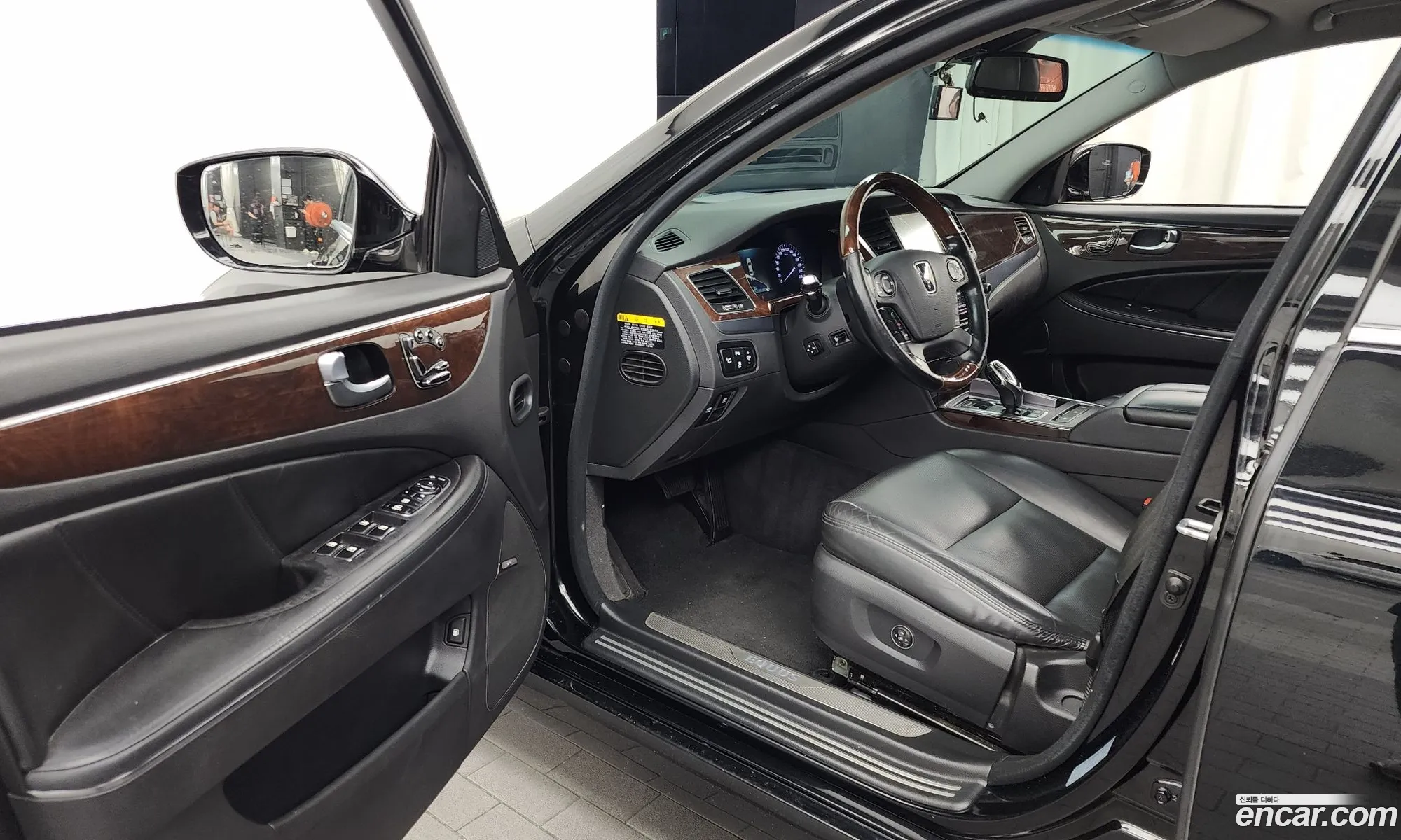 Hyundai Equus 2014 — 15