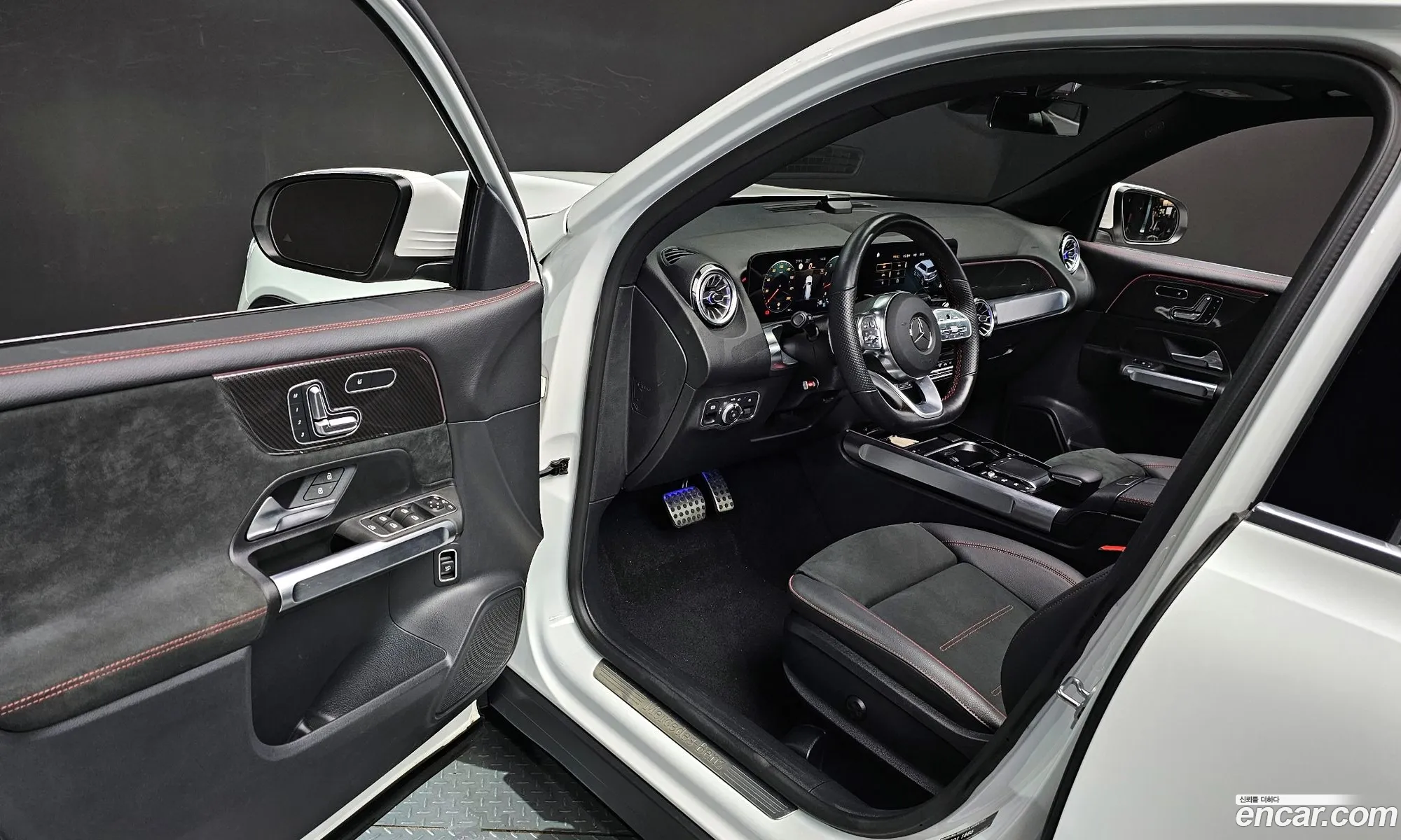 Mercedes-Benz GLB-Class X247 2023 — 4