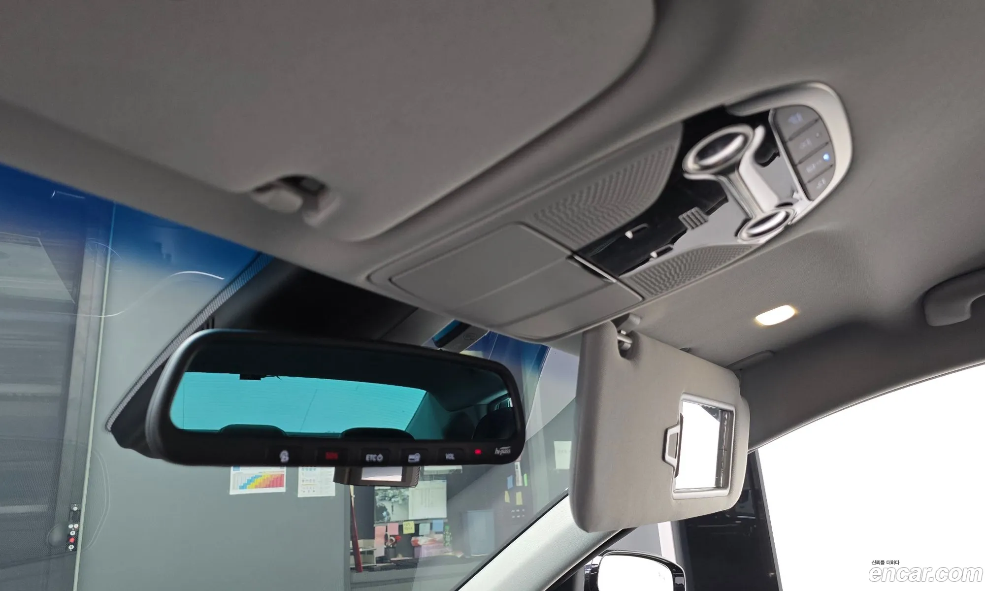 Hyundai Grandeur IG 2019 — 19