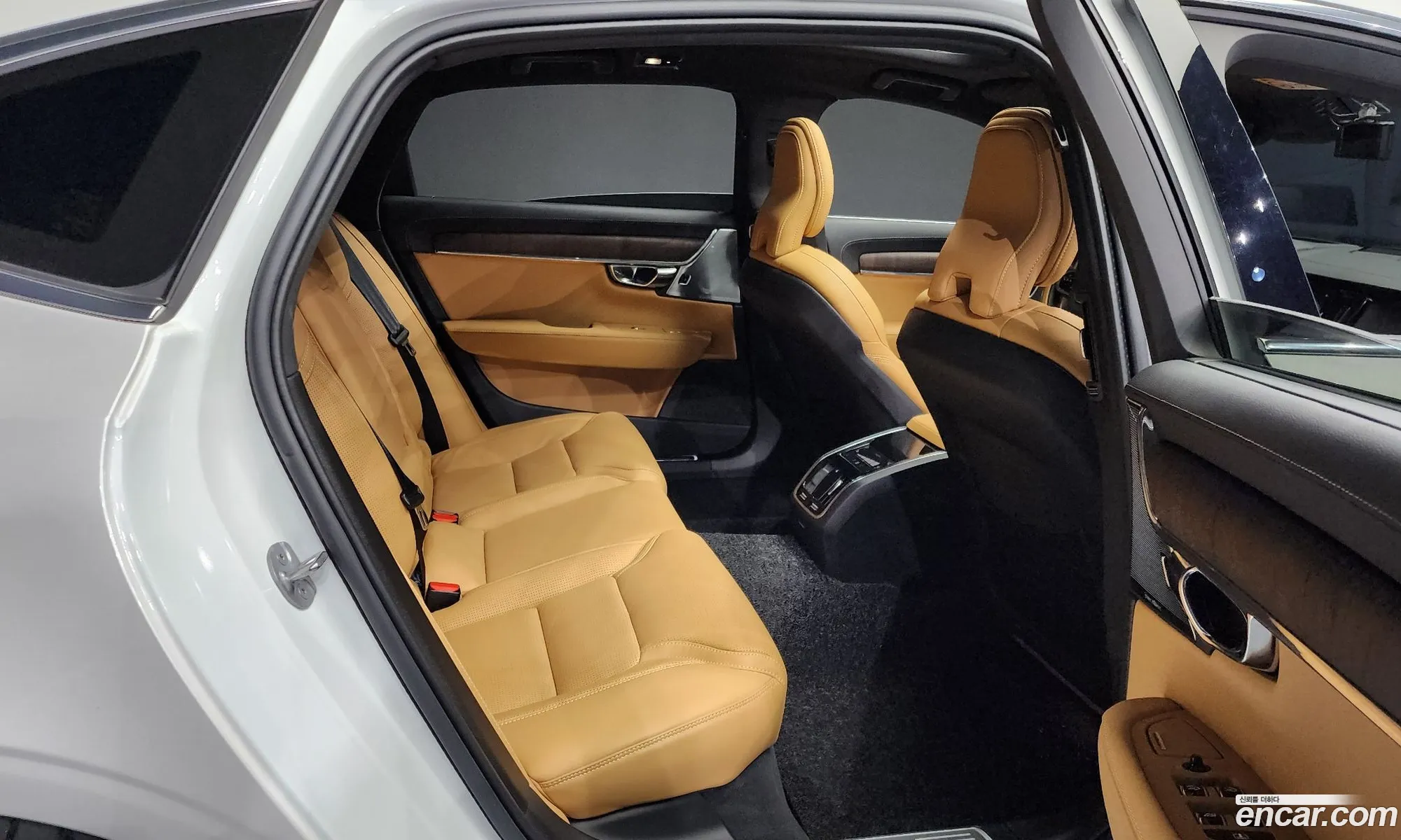 Volvo S90 2024 LVYPT0623RP413624 — 11