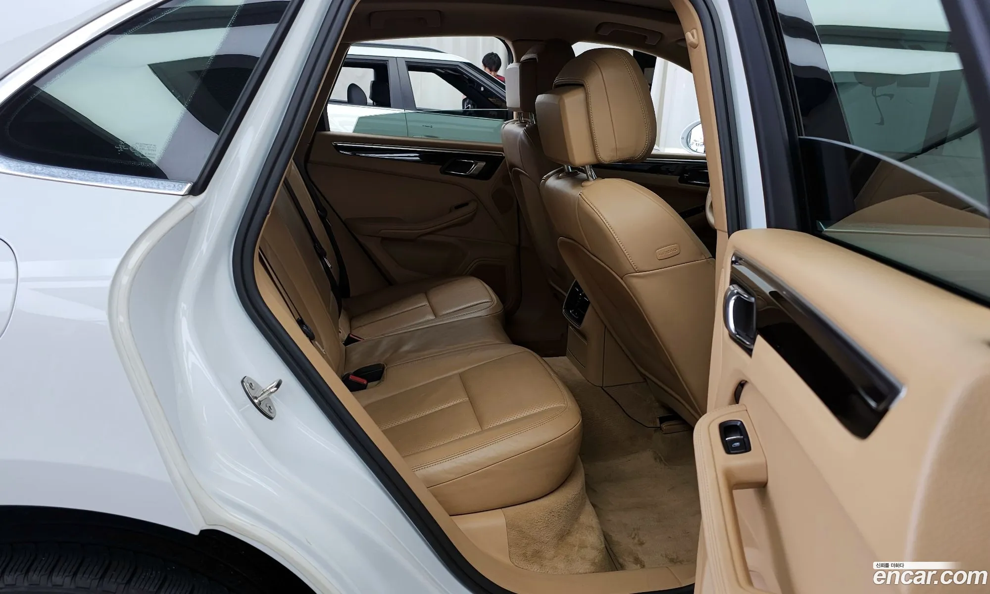 Porsche Macan 2014 WP1AD2954FLB81726 — 9