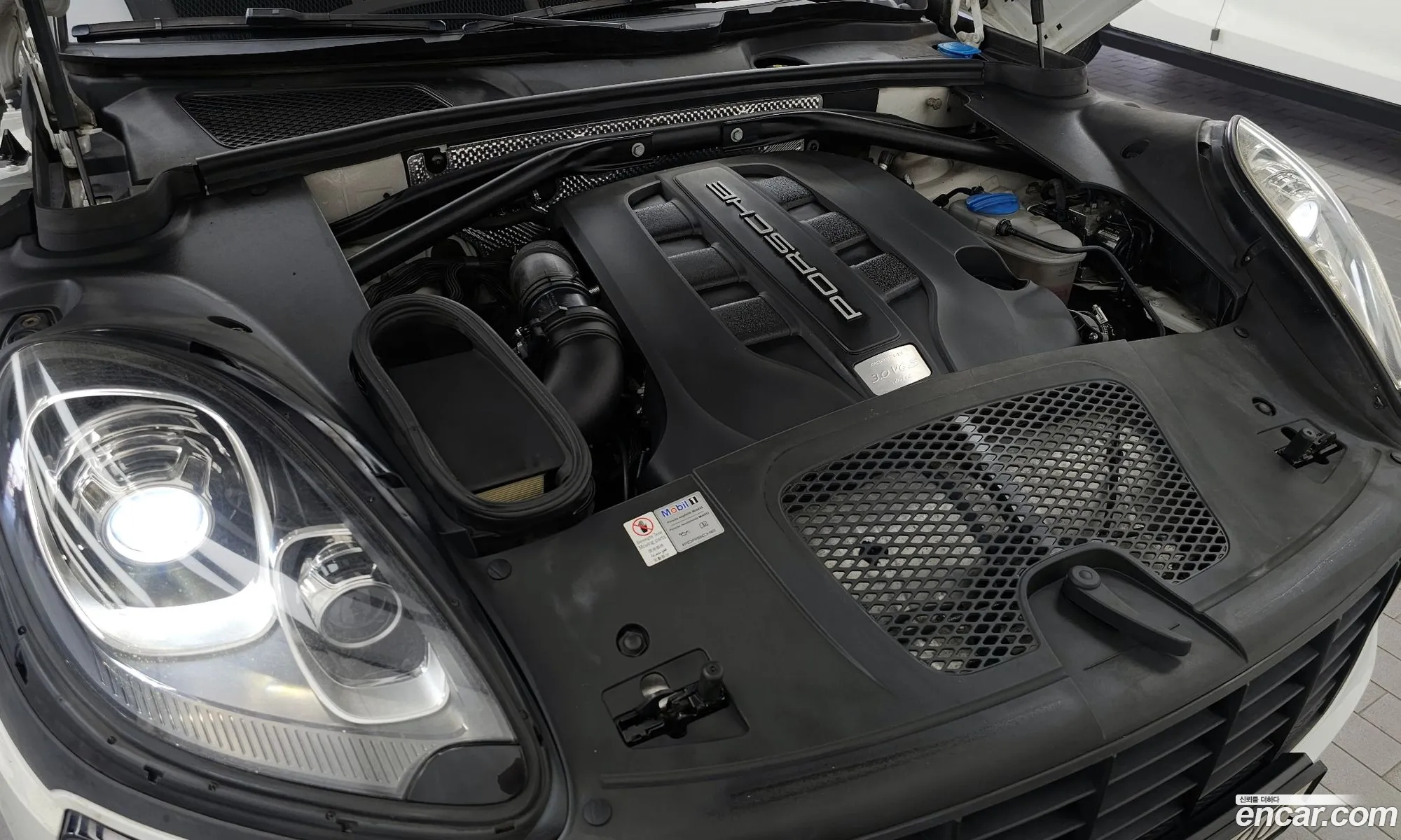 Porsche Macan 2014 WP1AD2954FLB81726 — 8