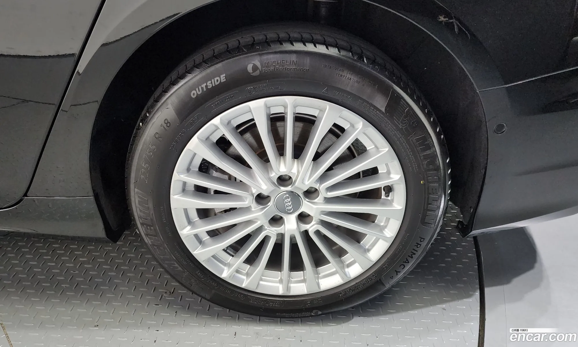 Audi A6 2020 WAUZZZF2XLN079143 — 6