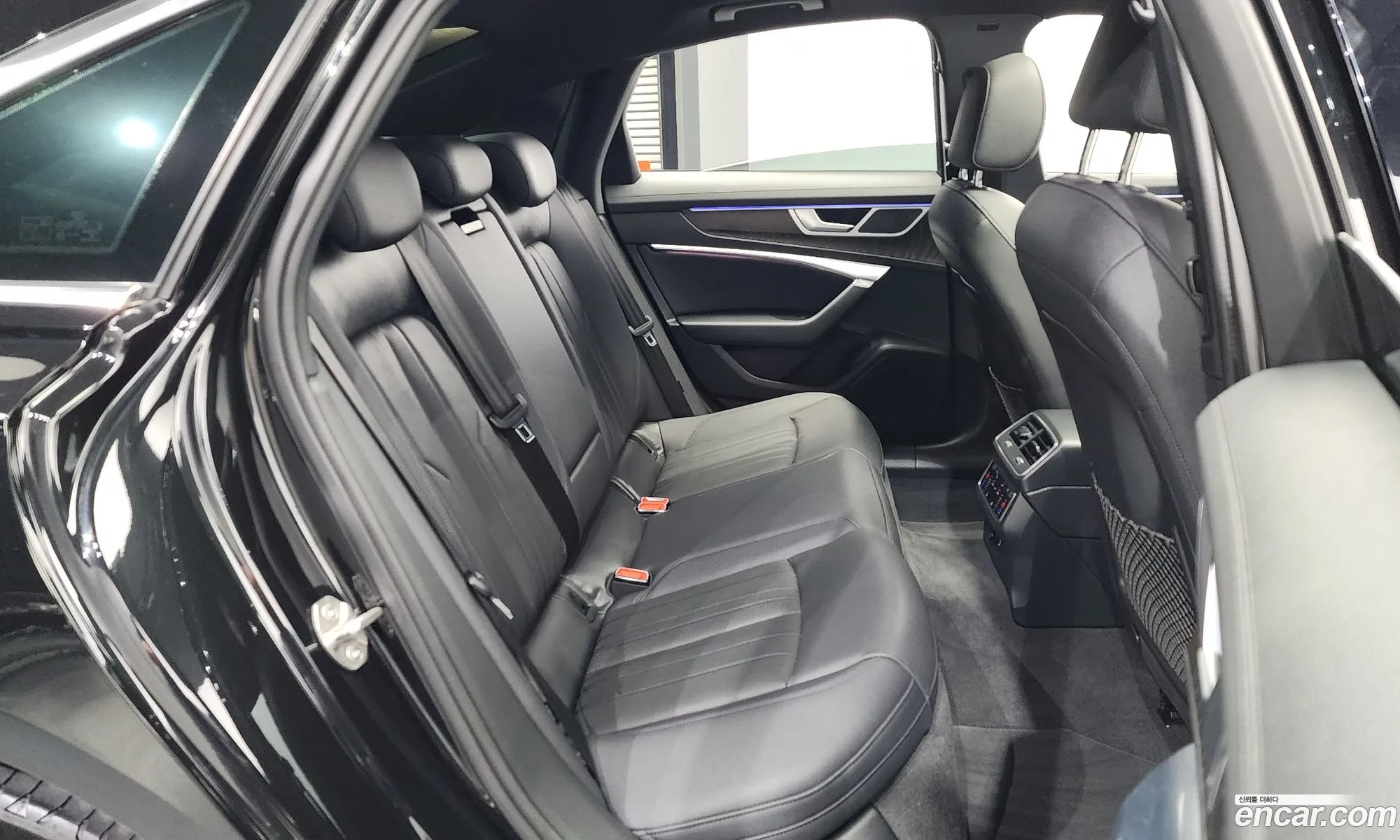 Audi A6 2020 WAUZZZF2XLN079143 — 19