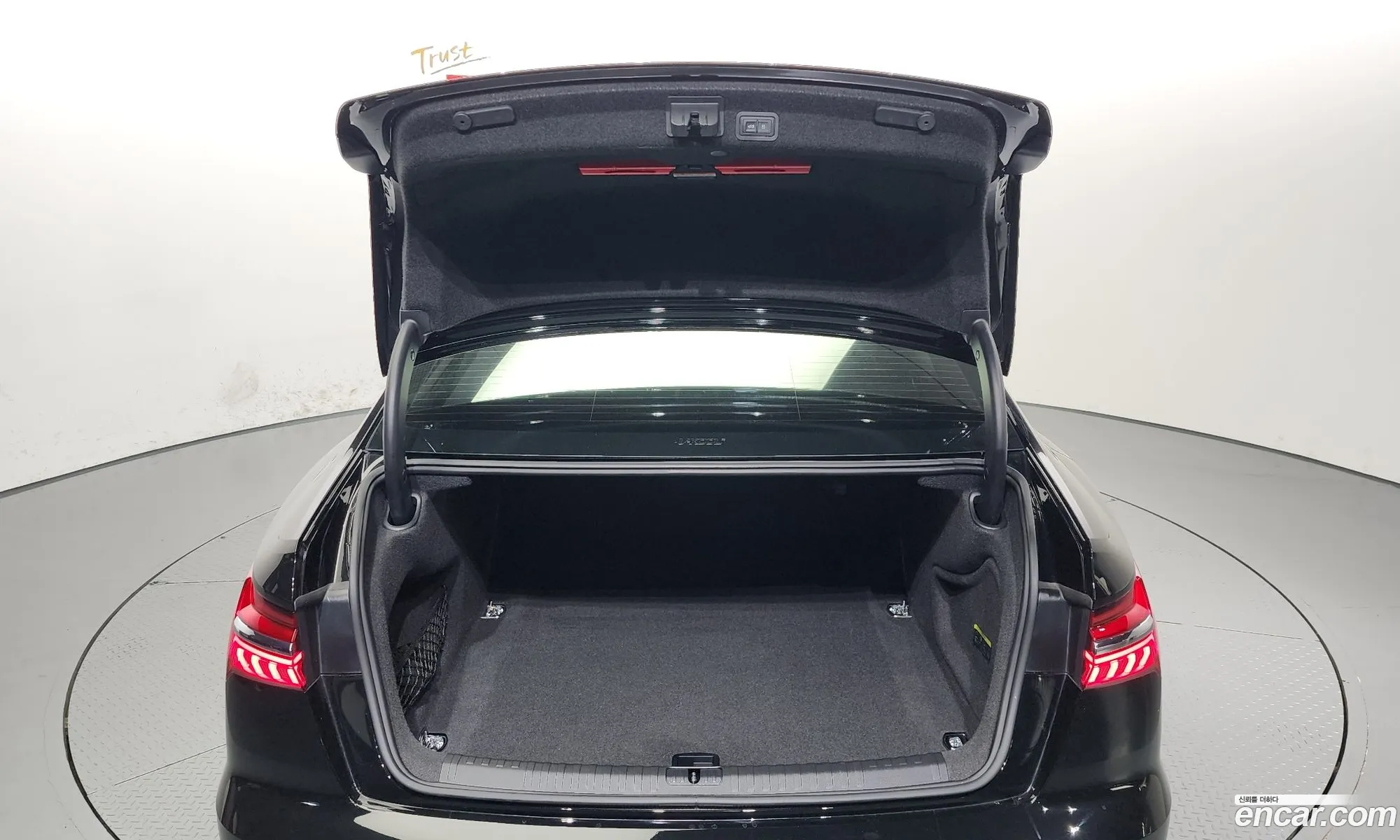 Audi A6 2020 WAUZZZF2XLN079143 — 4