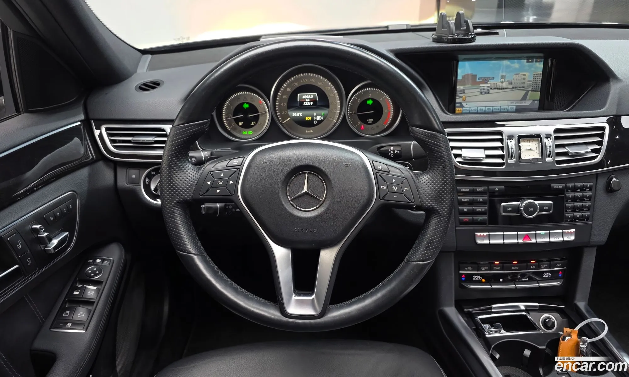 Mercedes-Benz E-Class W212 2014 WDDHF0CB6EB012427 — 3