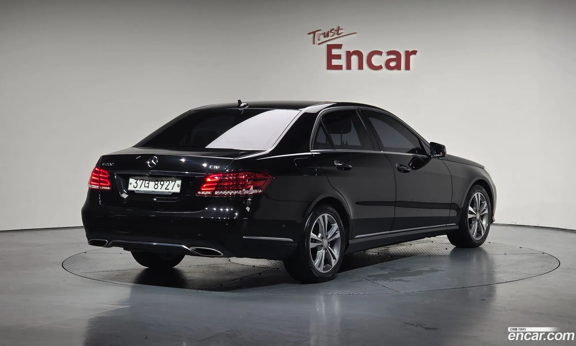 Mercedes-Benz E-Class W212 2014 WDDHF0CB6EB012427 — 20
