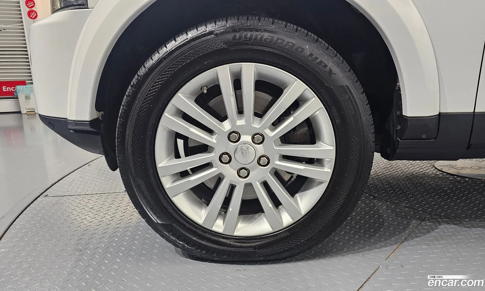 Land Rover Discovery 4 2015 SALLAAAG6FA739954 — 18