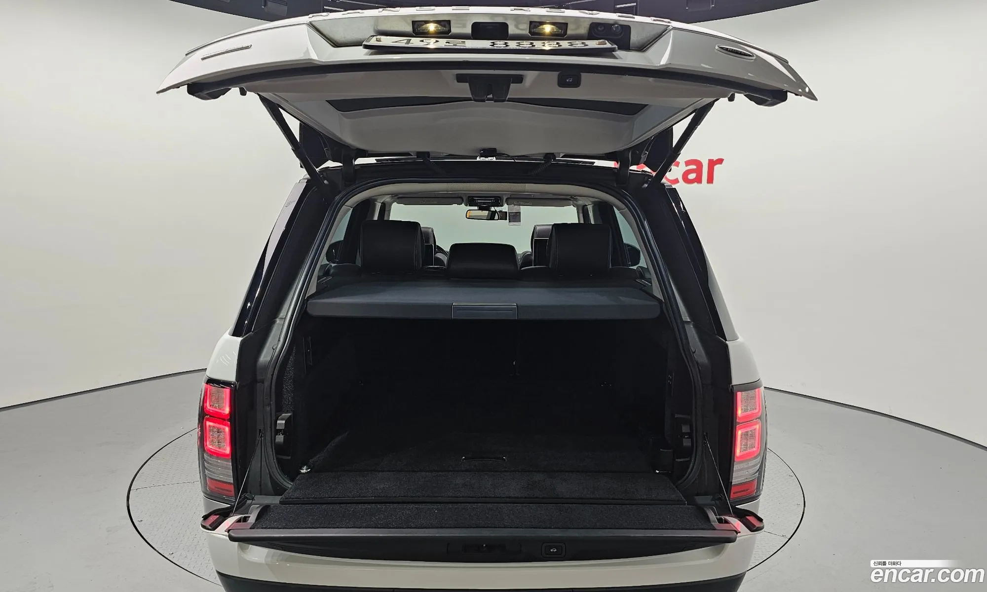 Land Rover Range Rover 2016 SALGA3JF0GA277986 — 17