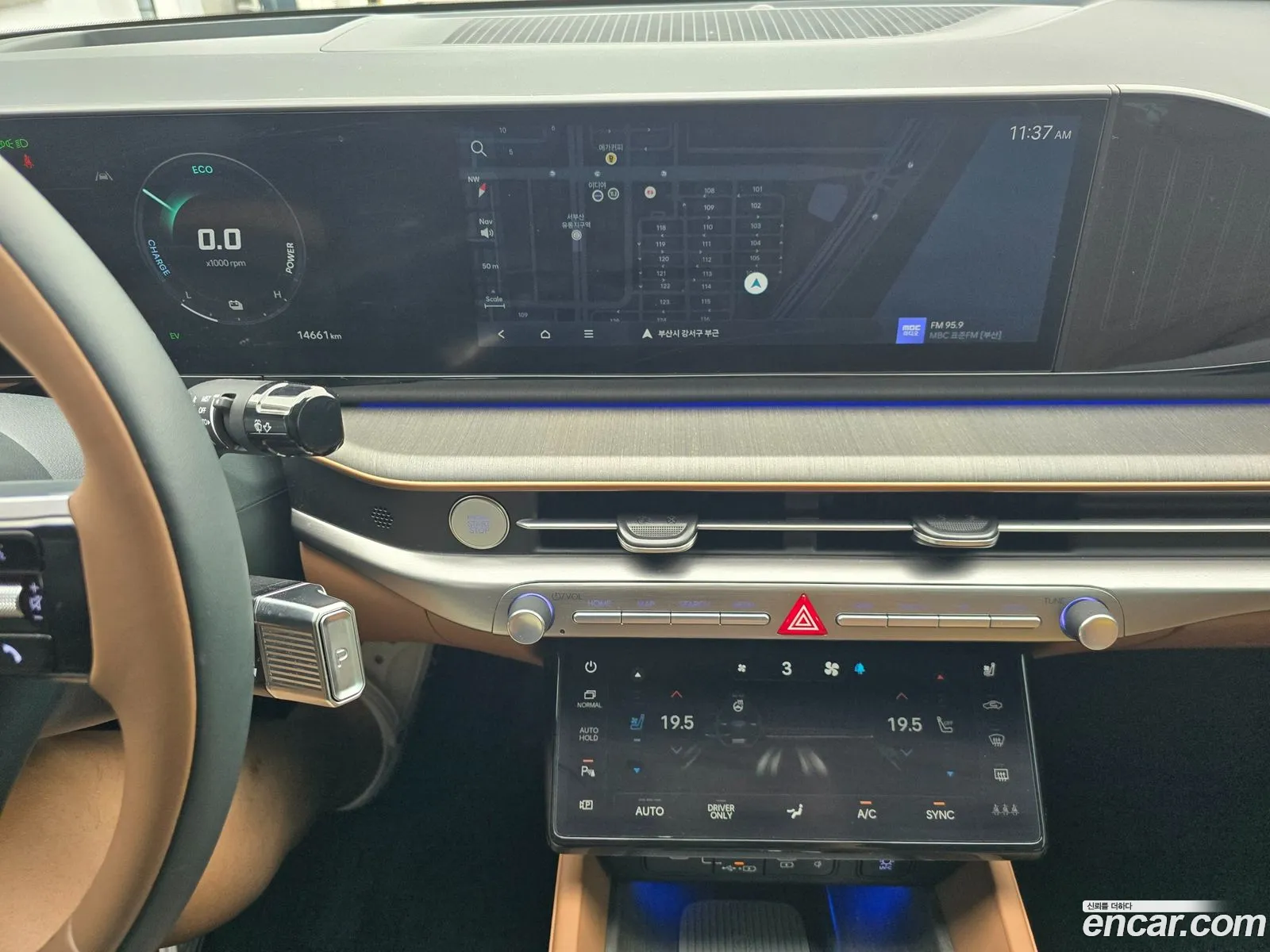 Hyundai Grandeur Hybrid 2024 — 19