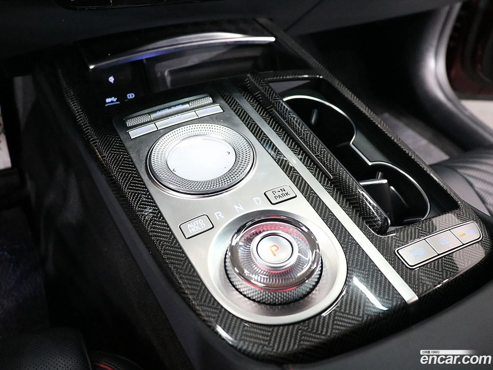 Genesis G80 2021 — 2