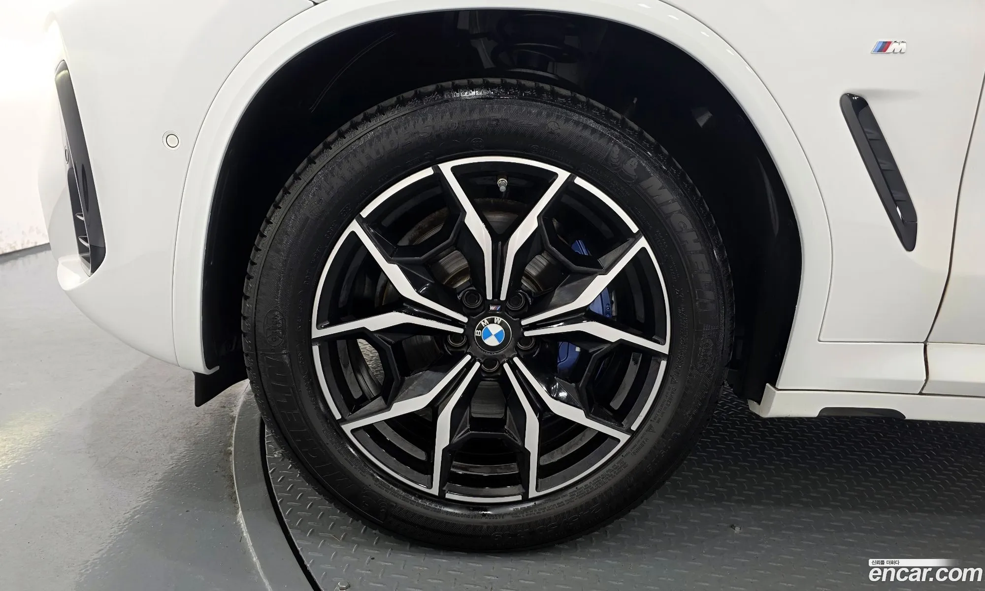 BMW X4 2023 — 12