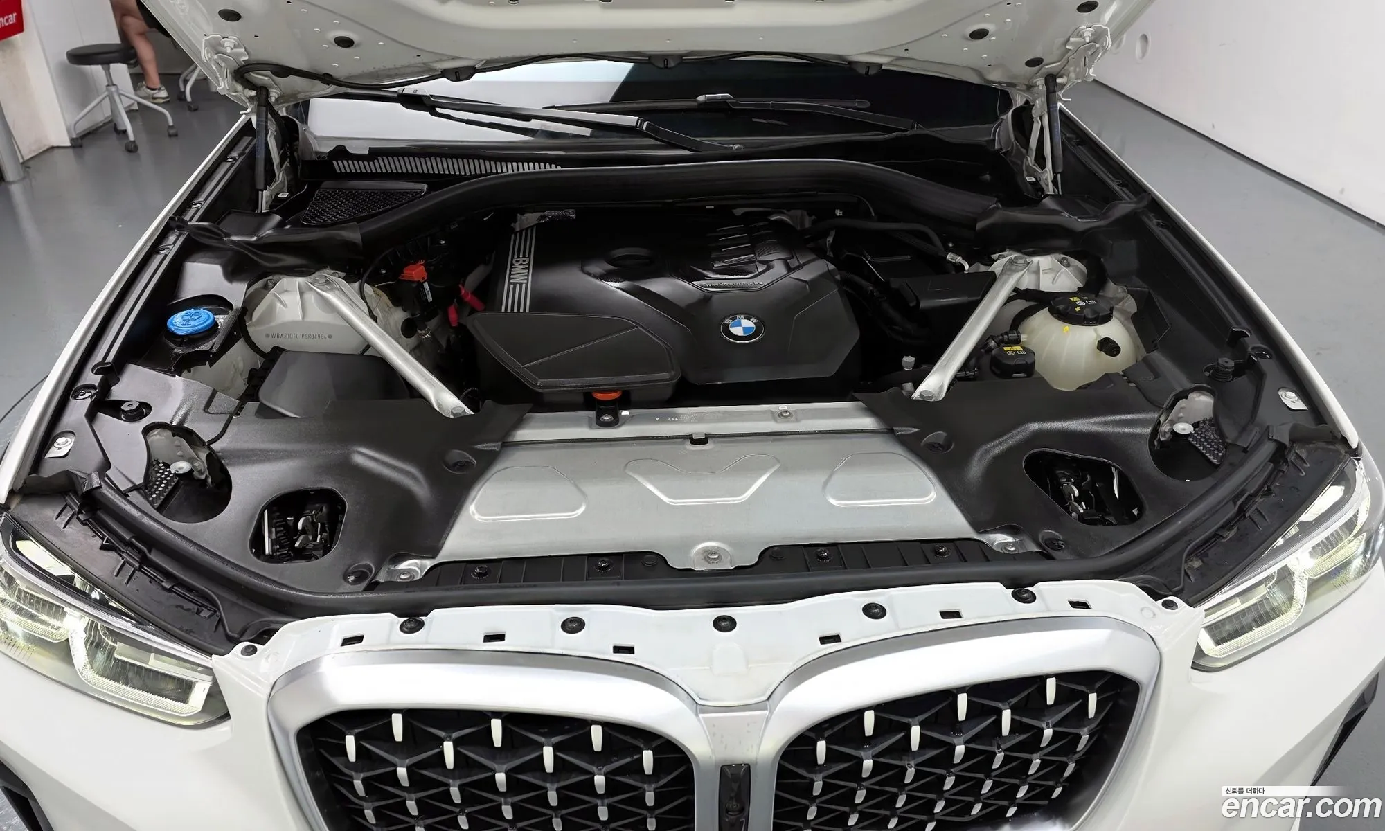 BMW X4 2023 — 2