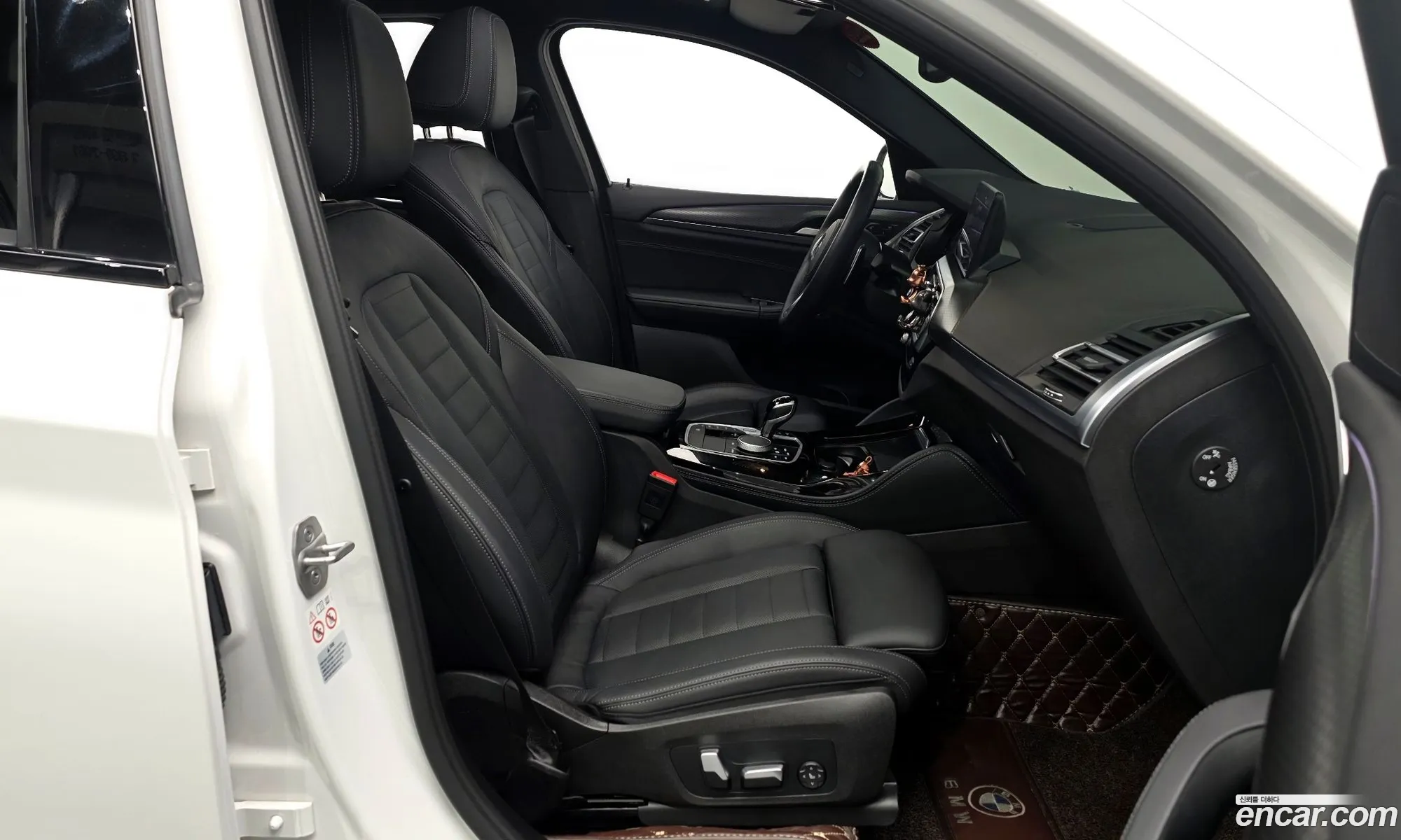 BMW X4 2023 — 10