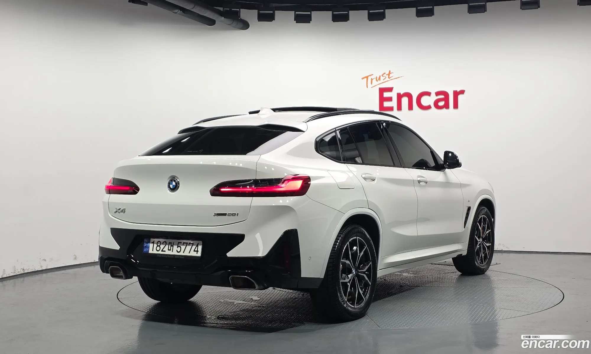 BMW X4 2023 — 14