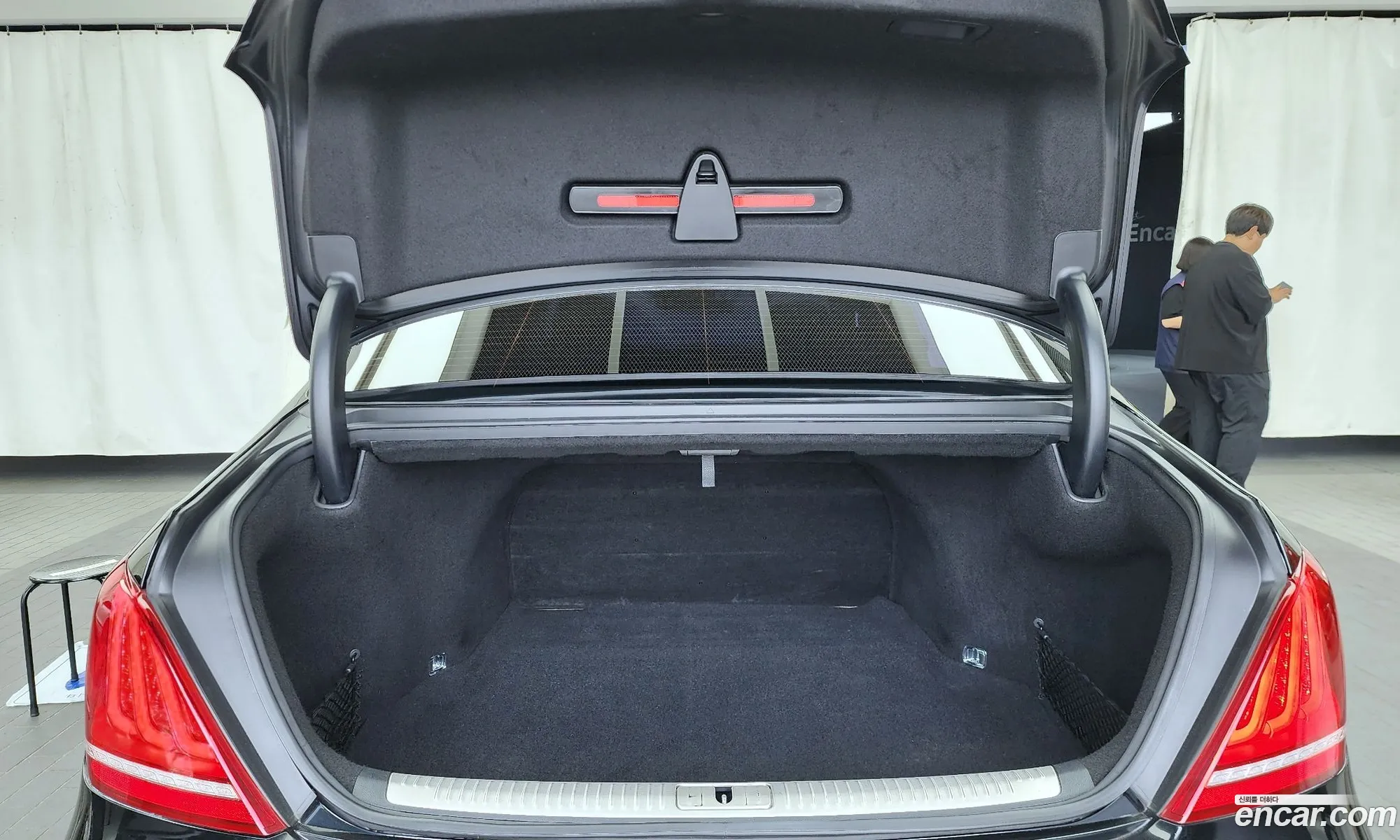 Genesis EQ900 2016 — 3