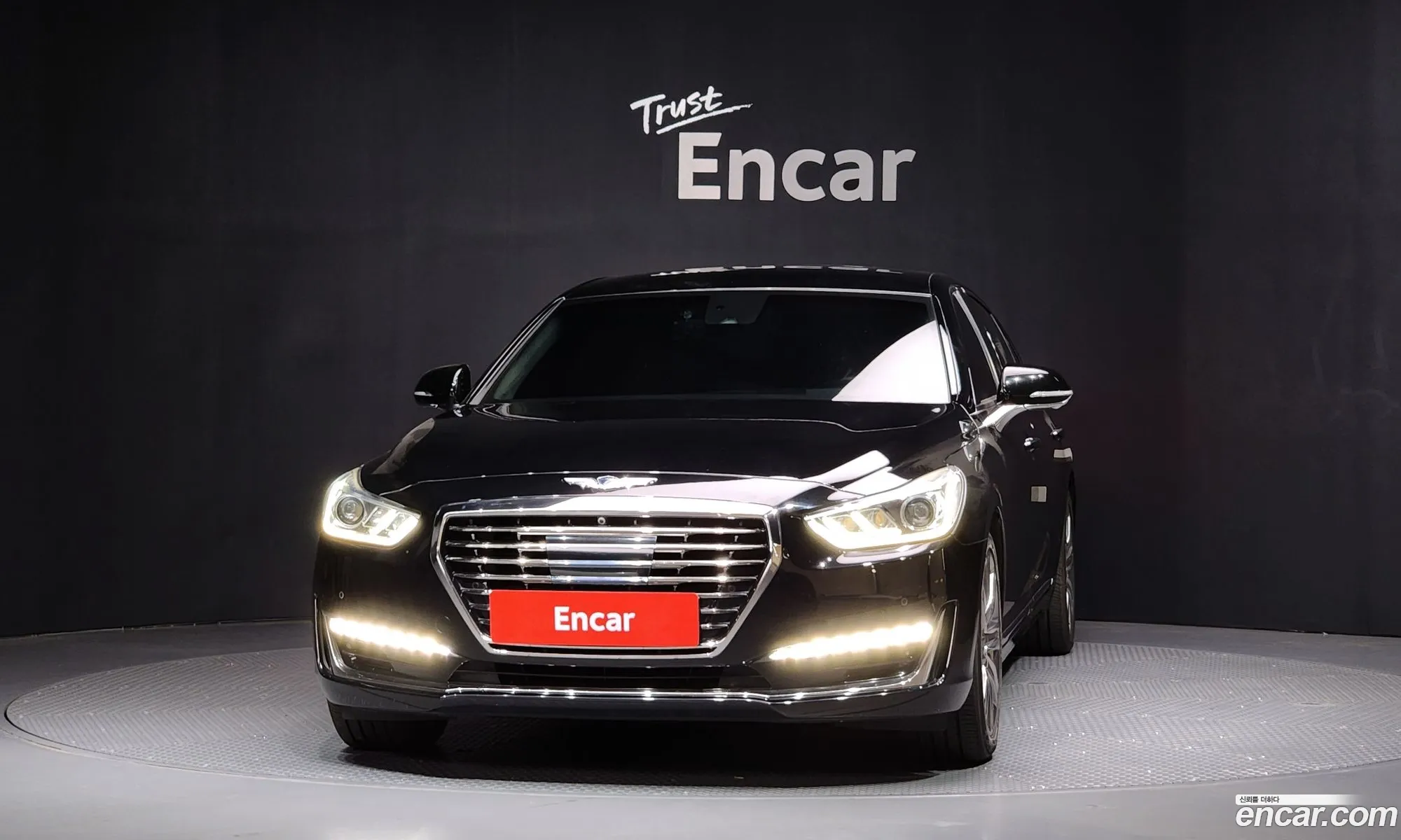 Genesis EQ900 2016 — 10