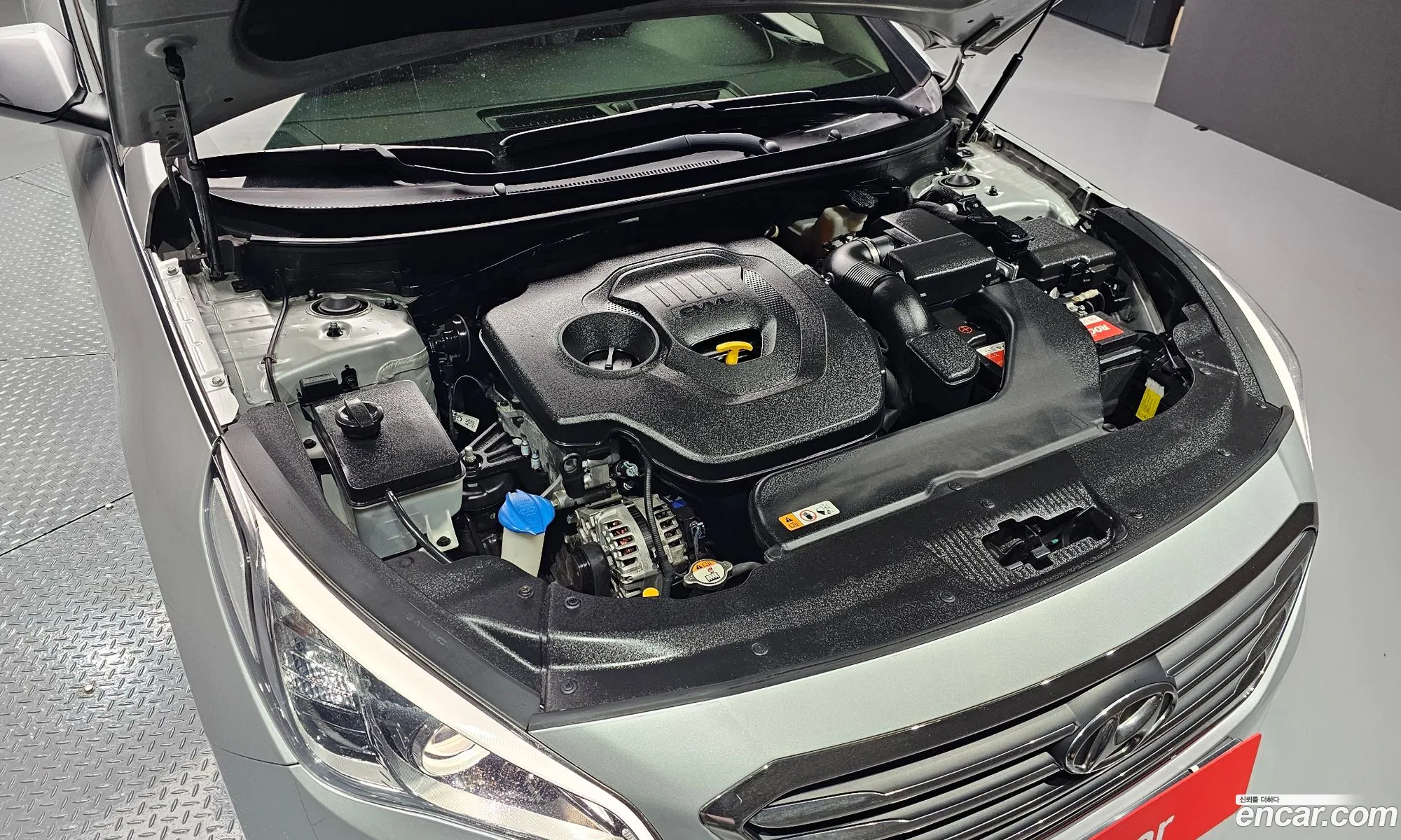Hyundai LF Sonata 2014 — 6