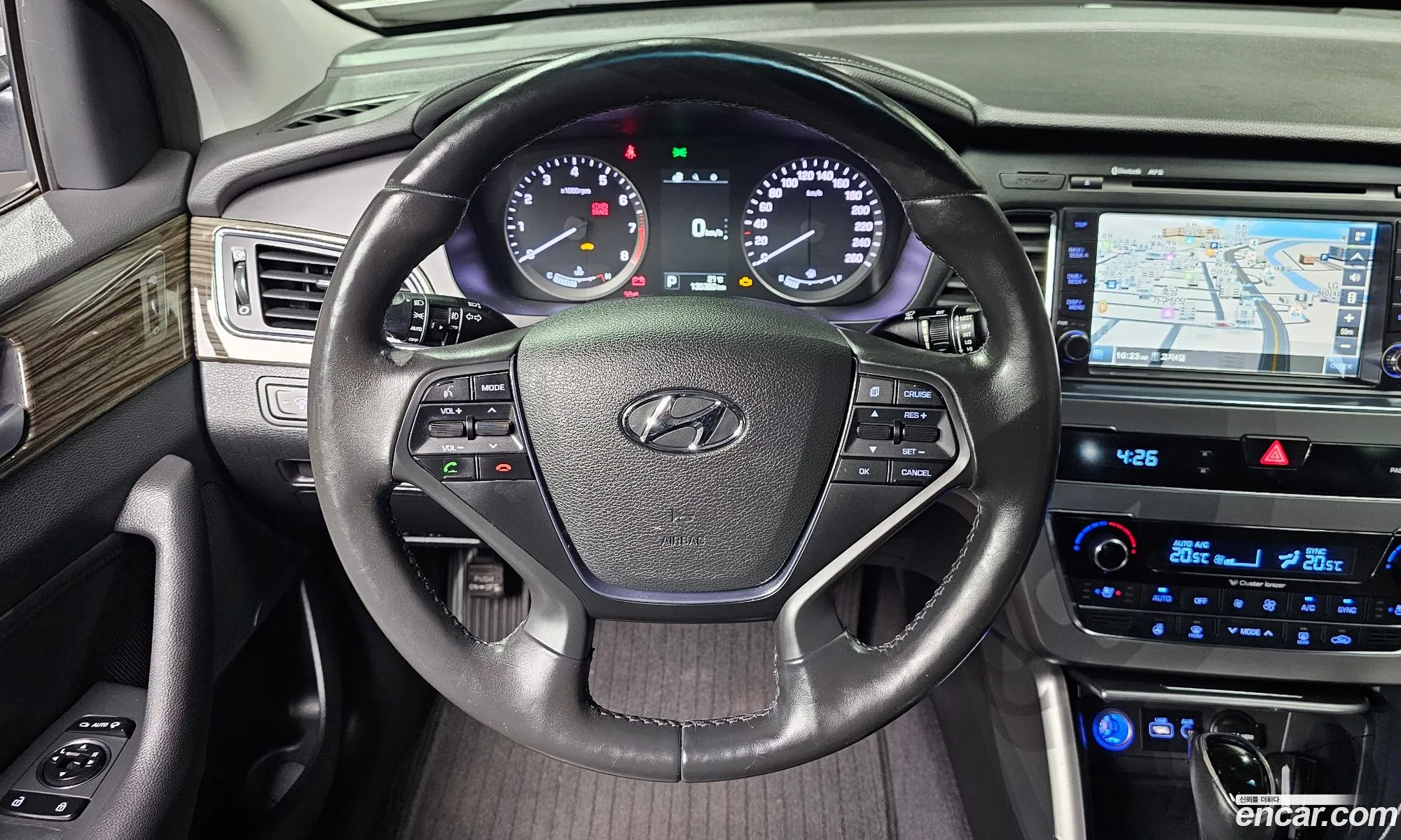 Hyundai LF Sonata 2014 — 20