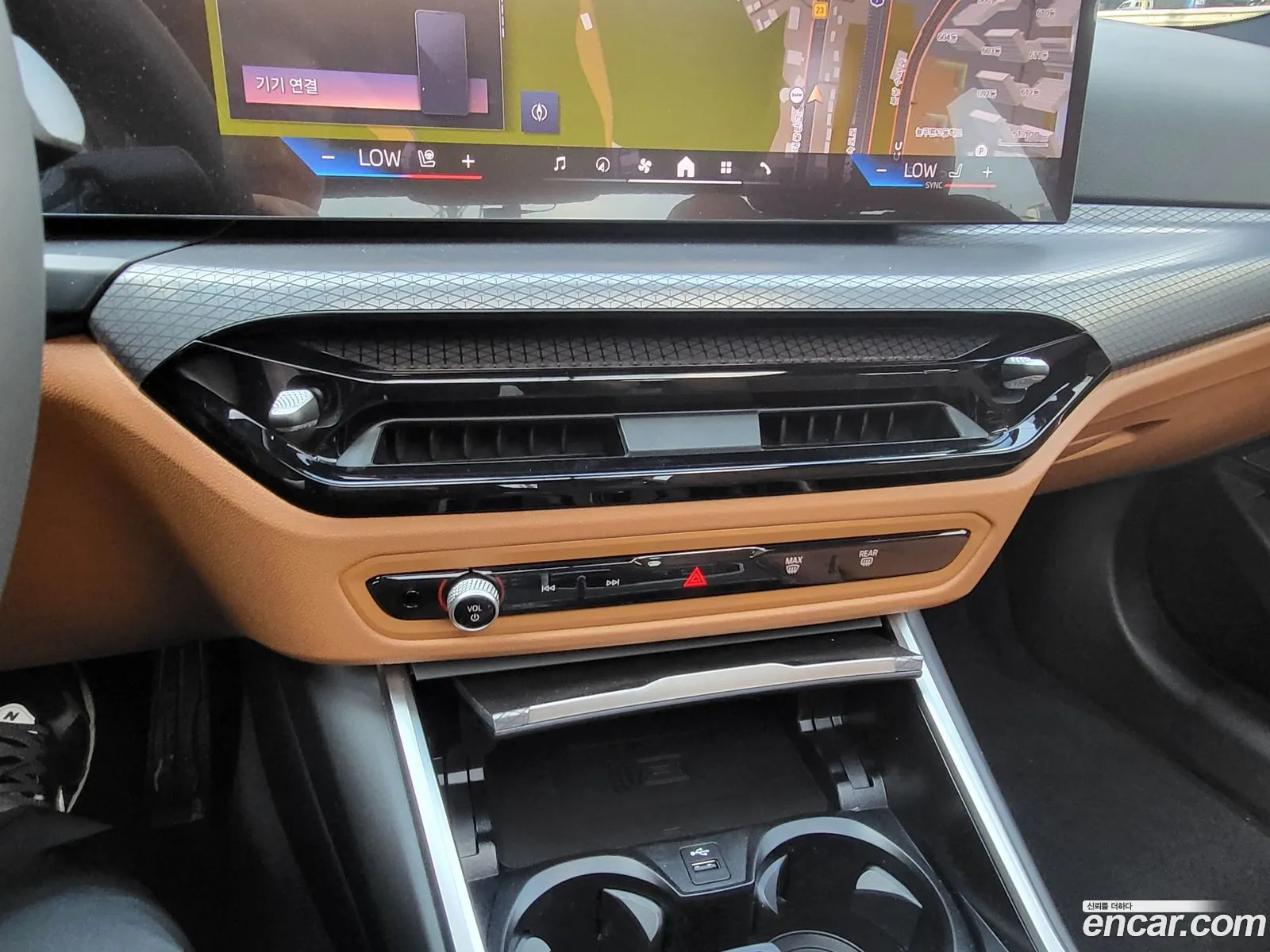BMW 3 Series 2025 — 12