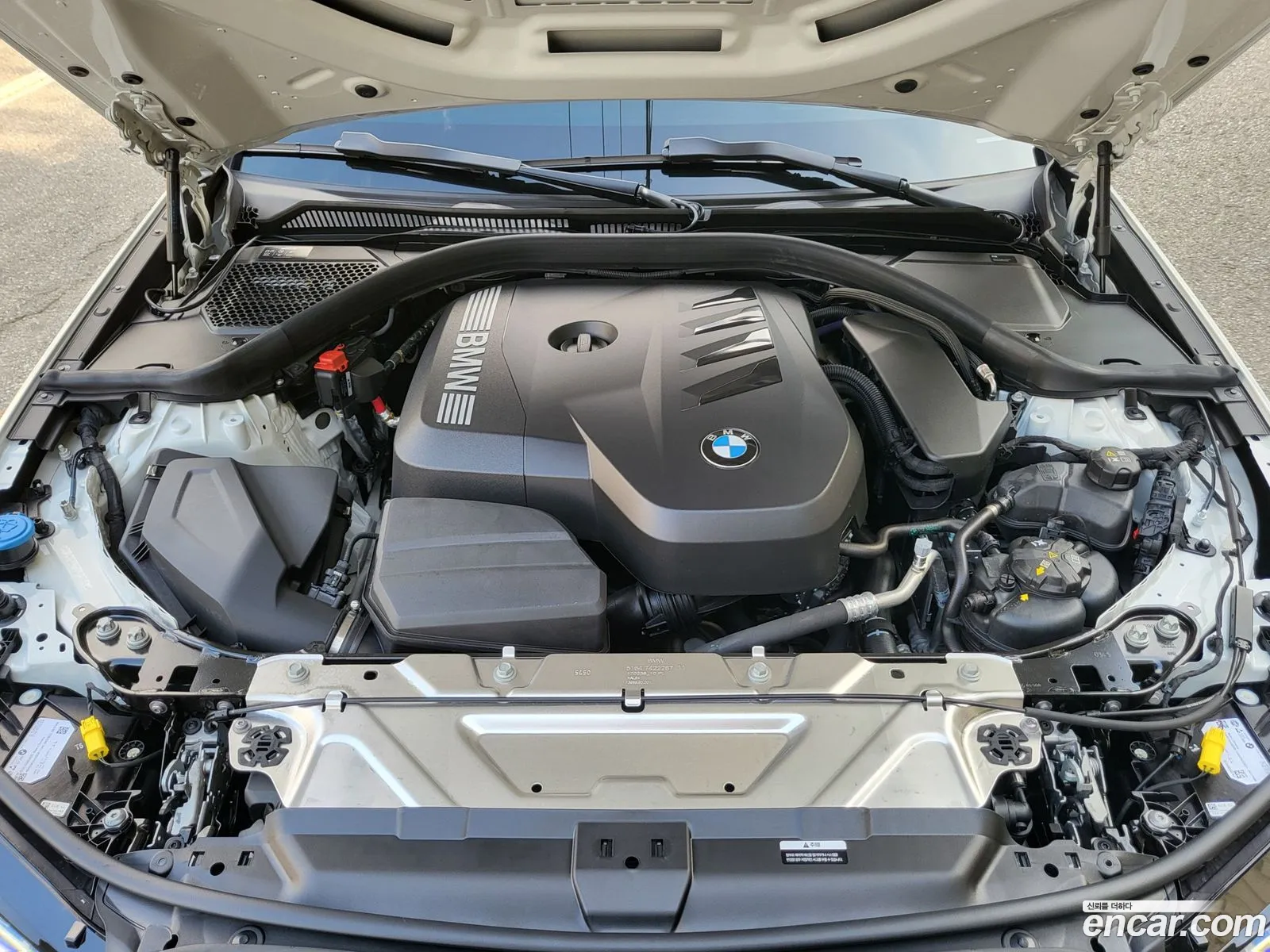 BMW 3 Series 2025 — 6
