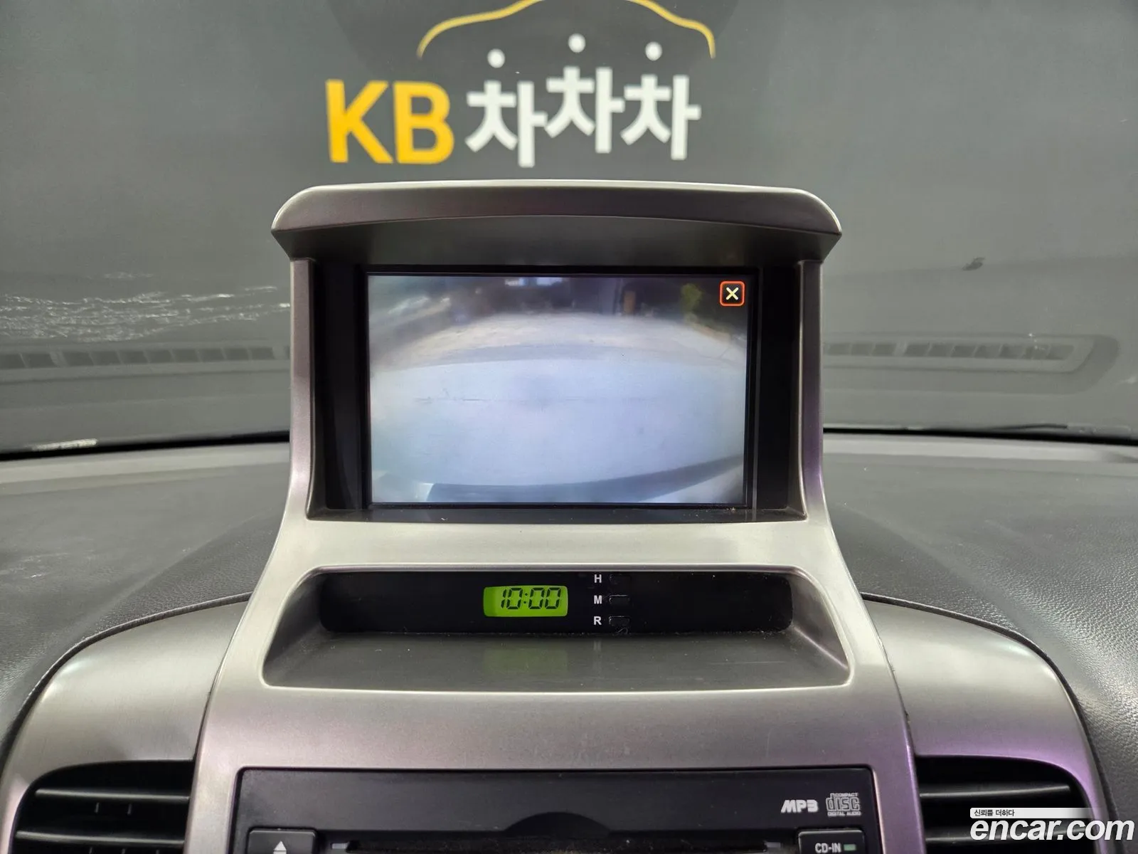 Kia Carnival R 2010 — 15