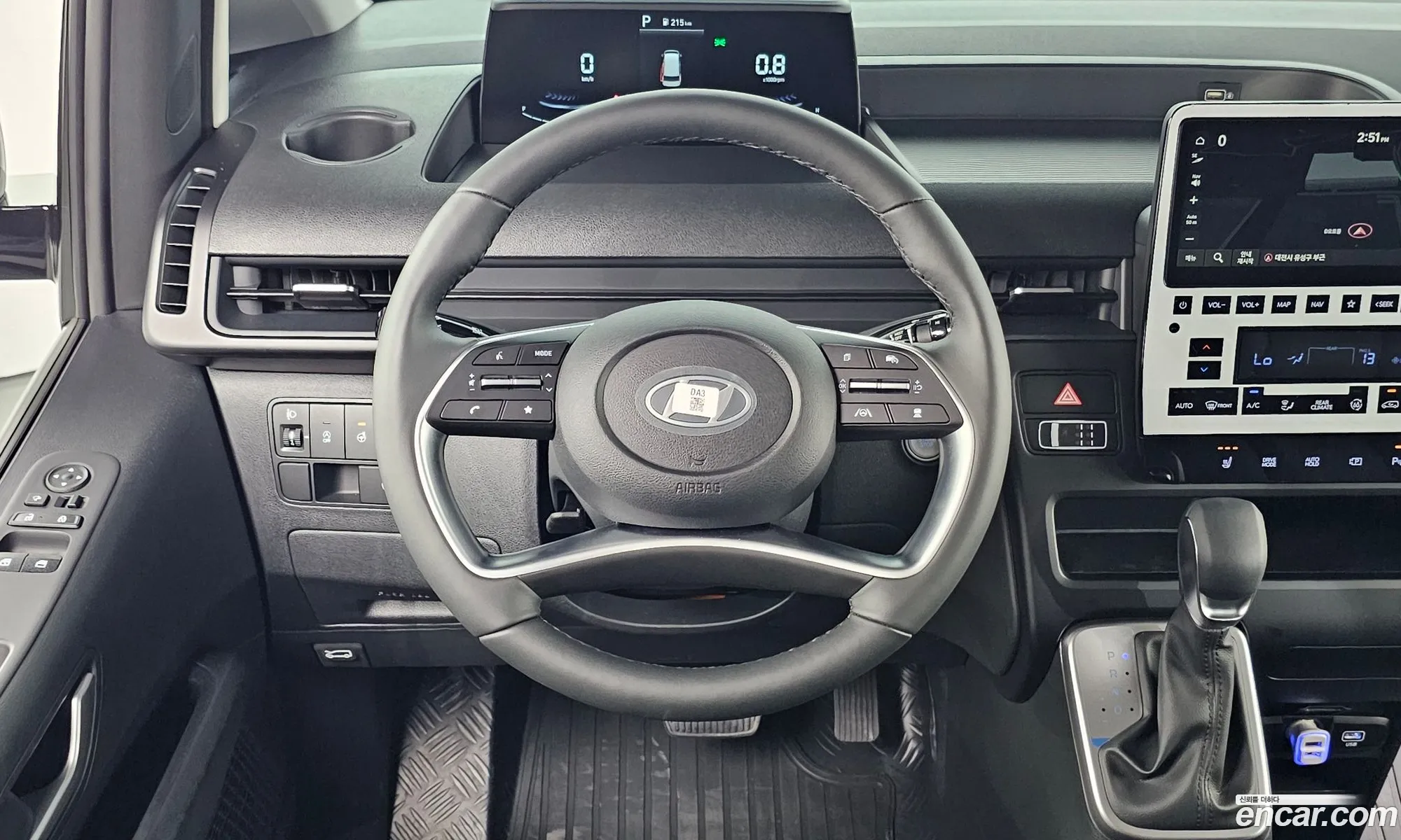 Hyundai Staria 2025 — 5