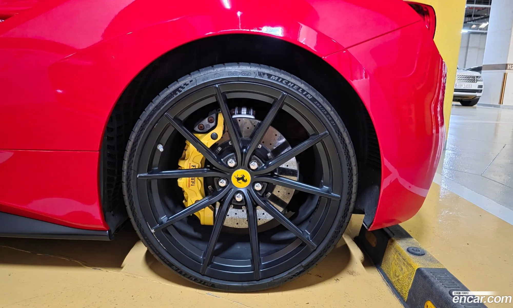 Ferrari 488 Spider 2016 — 18