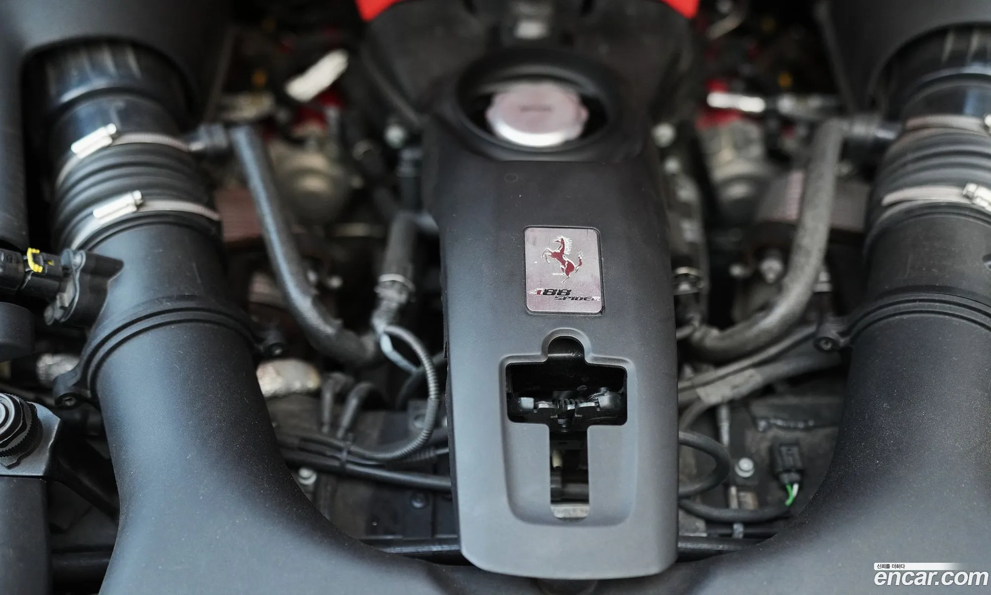 Ferrari 488 Spider 2016 — 9