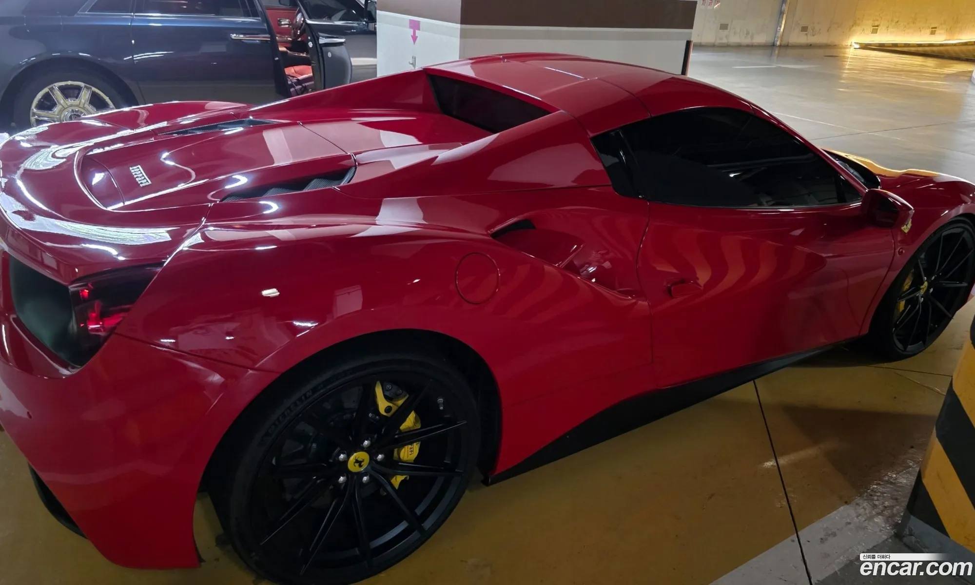 Ferrari 488 Spider 2016 — 13