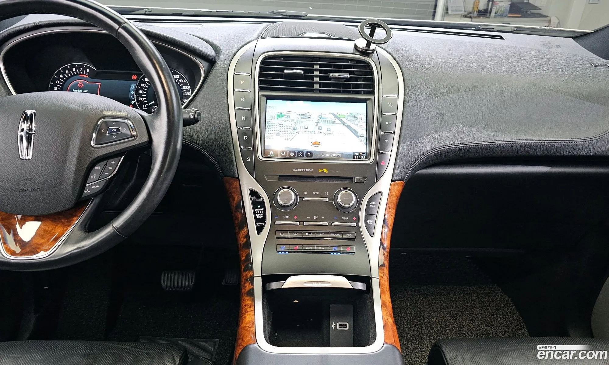 Lincoln MKX 2017 2LMPJ8LP1HBL19436 — 13