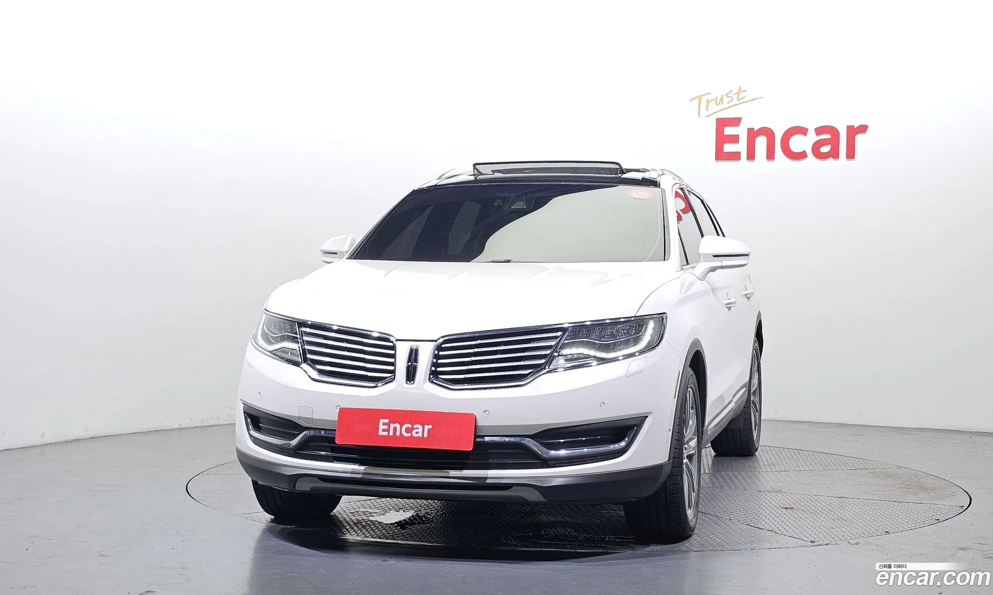 Lincoln MKX 2017 2LMPJ8LP1HBL19436 — 14