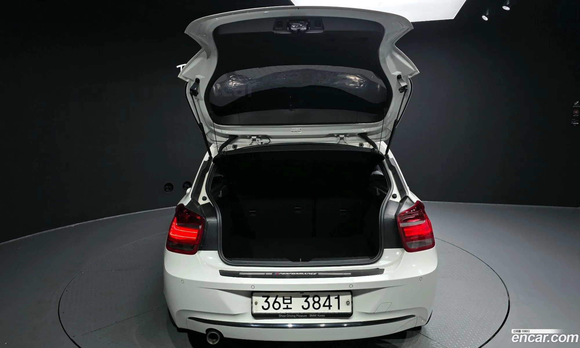 BMW 1 Series 2015 — 16