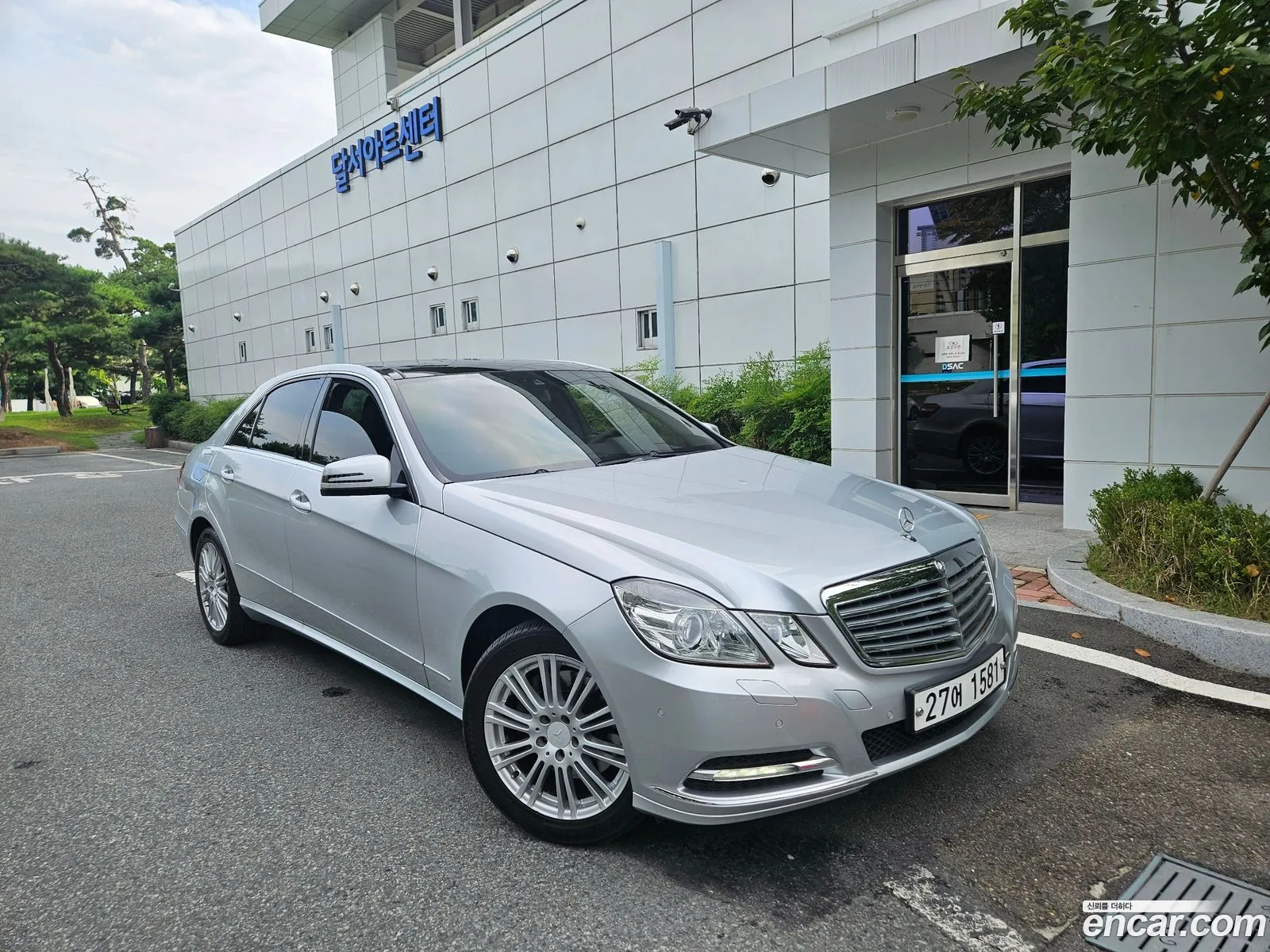 Mercedes-Benz E-Class W212 2012 — 9
