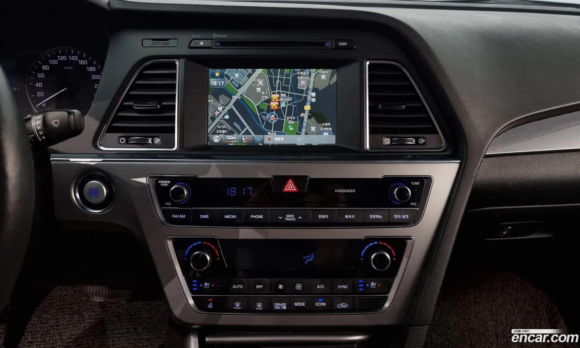 Hyundai LF Sonata Hybrid 2015 — 10
