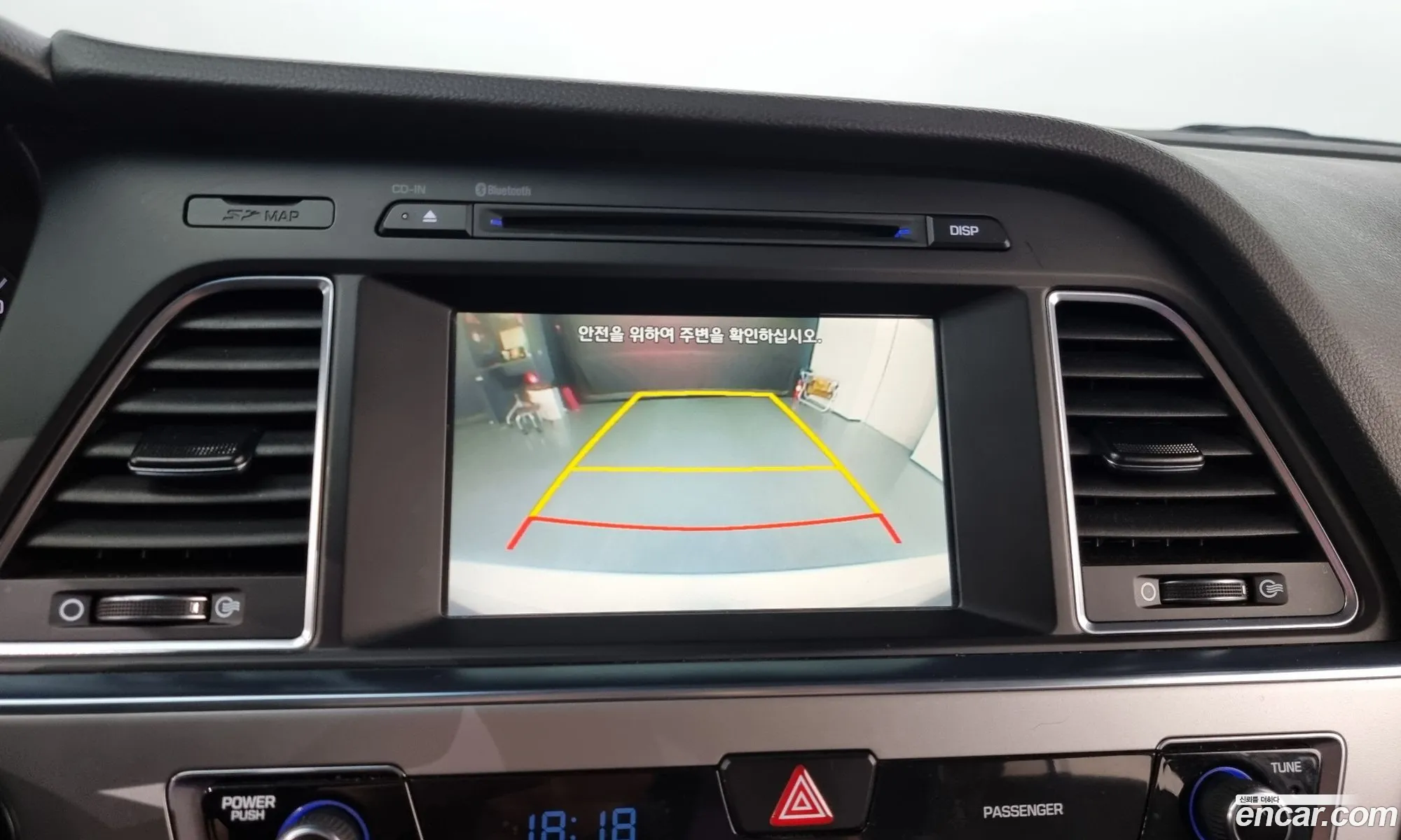 Hyundai LF Sonata Hybrid 2015 — 13