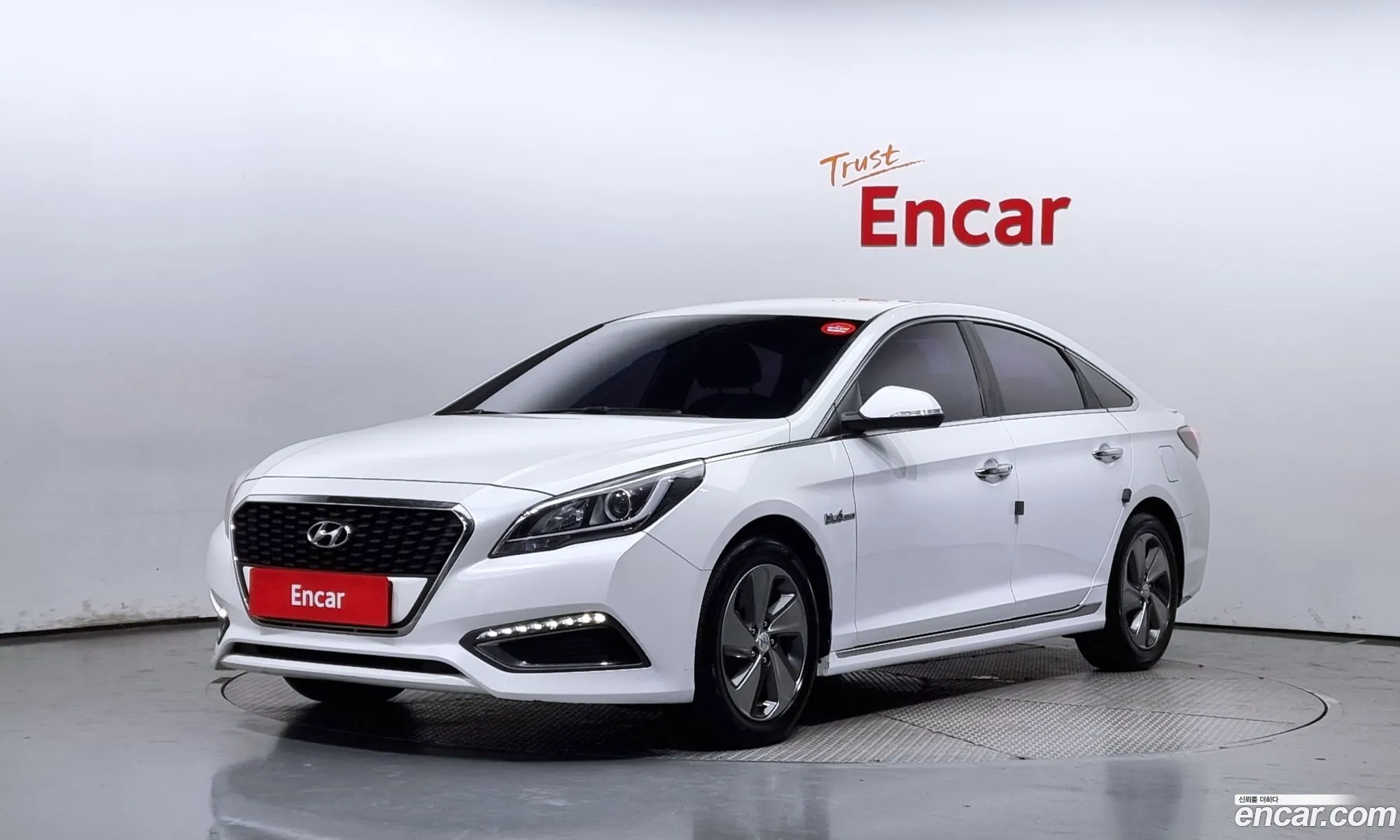 Hyundai LF Sonata Hybrid 2015 — 20