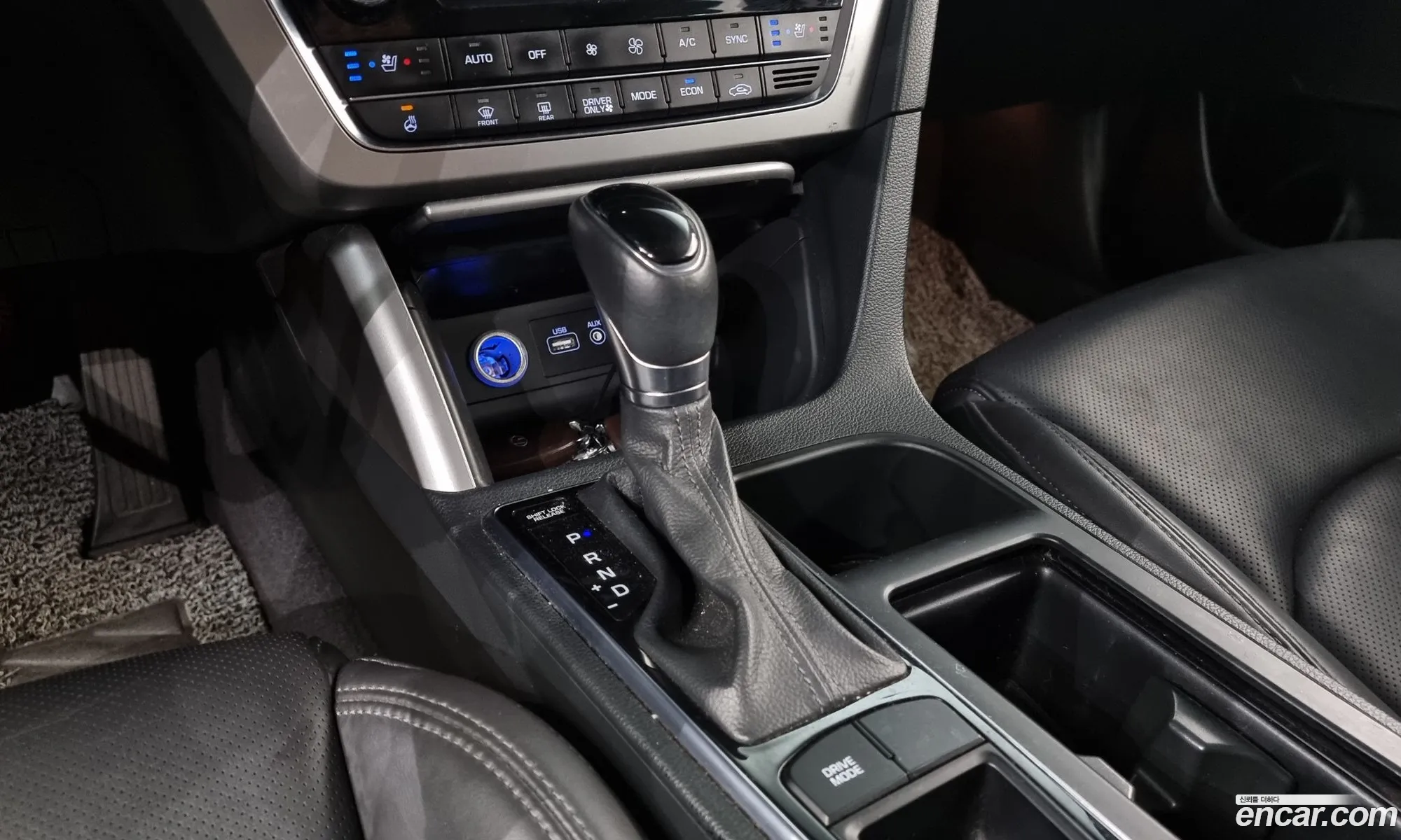 Hyundai LF Sonata Hybrid 2015 — 12