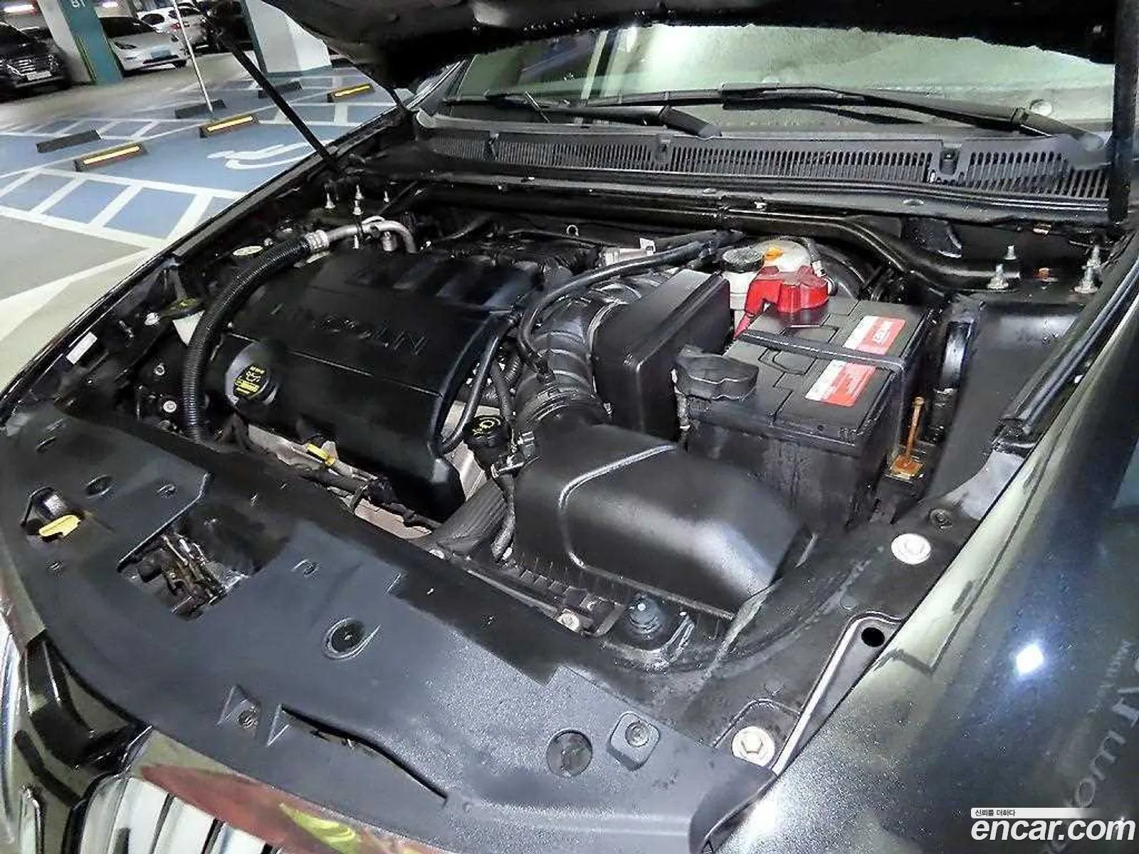 Lincoln MKS 2008 — 17