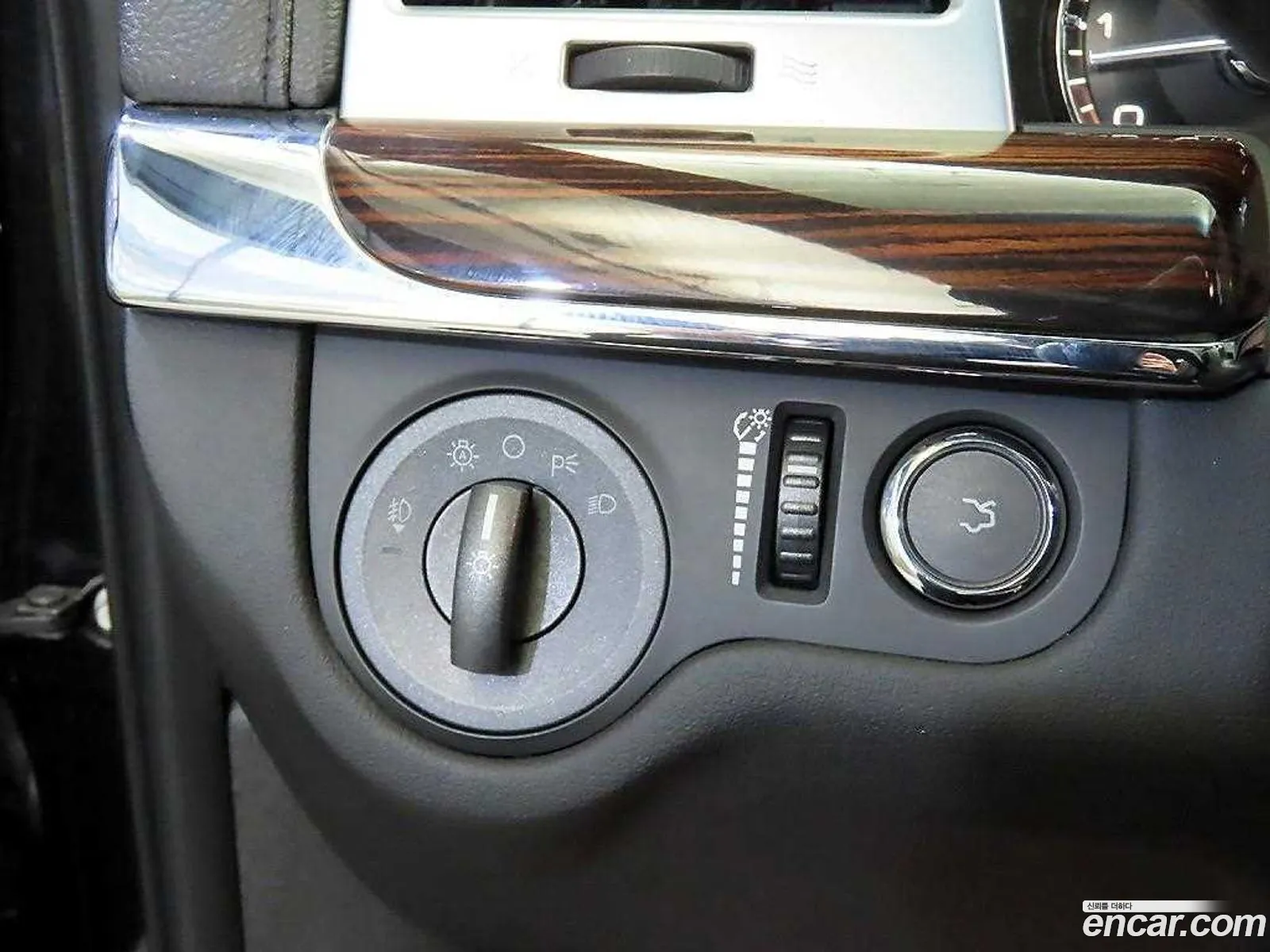 Lincoln MKS