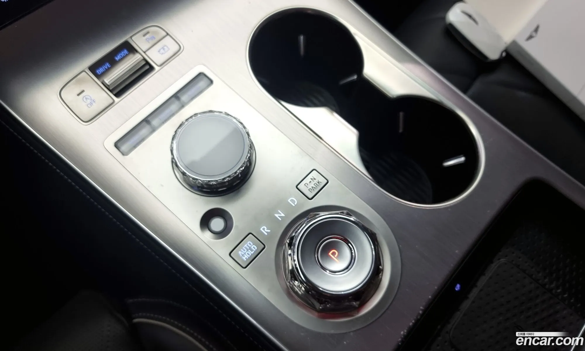 Genesis GV70 2024 — 18