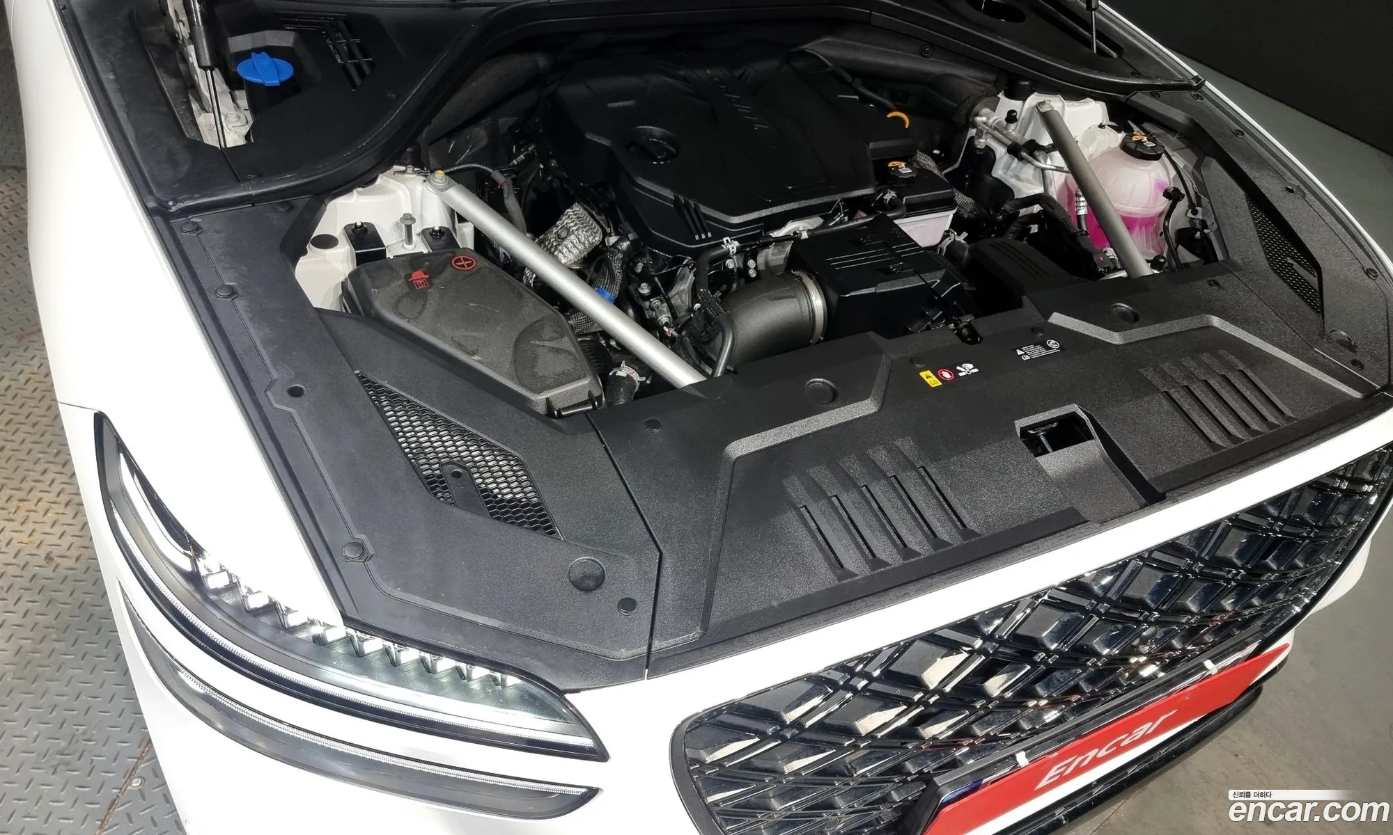 Genesis GV70 2024 — 9