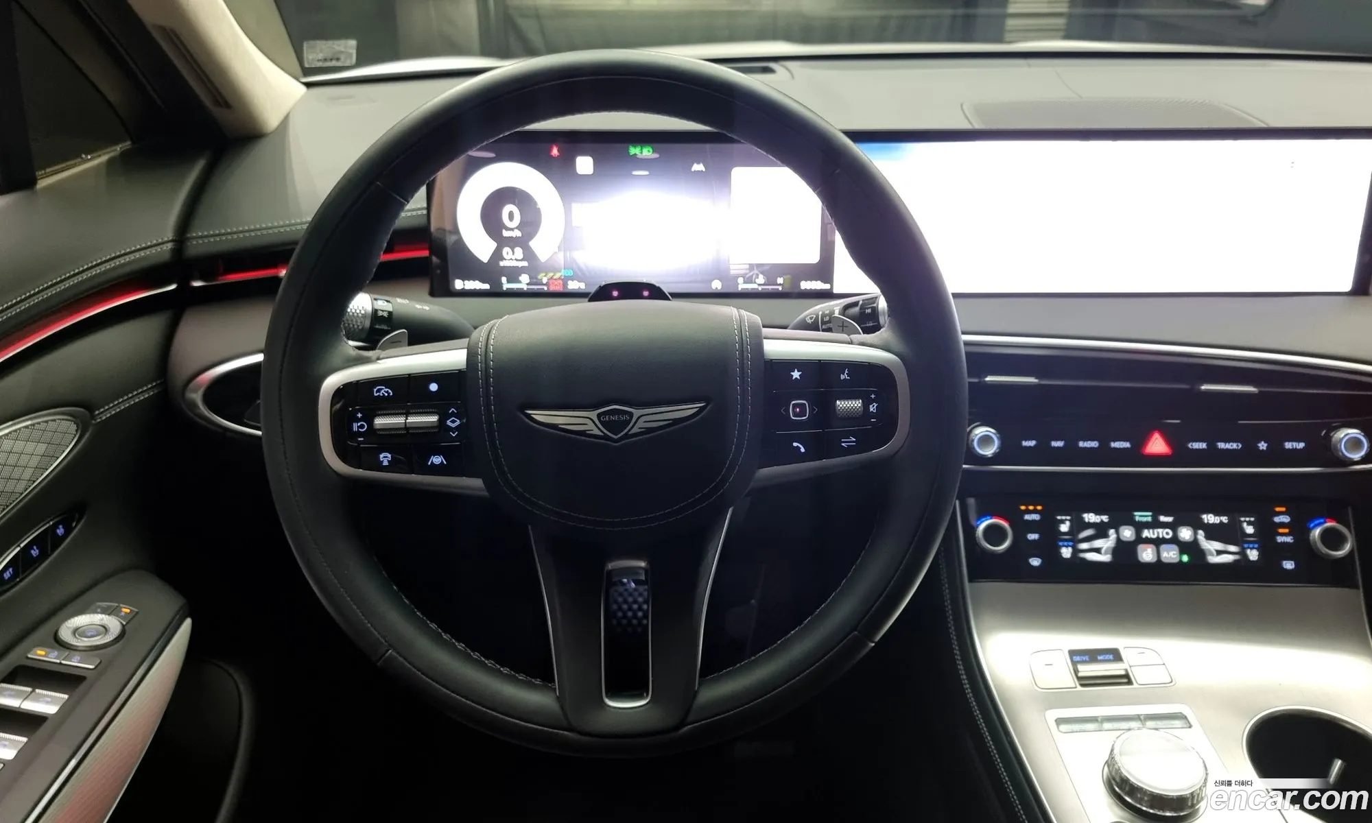 Genesis GV70 2024 — 3
