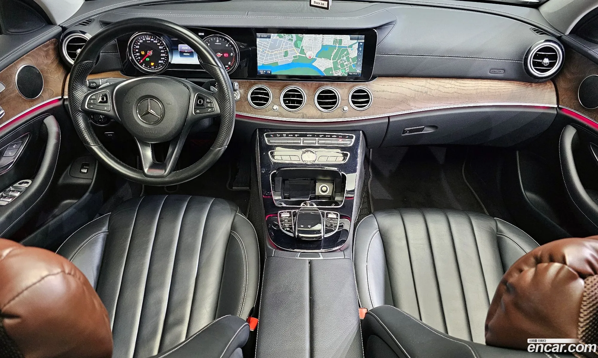 Mercedes-Benz E-Class W213 2016 — 17