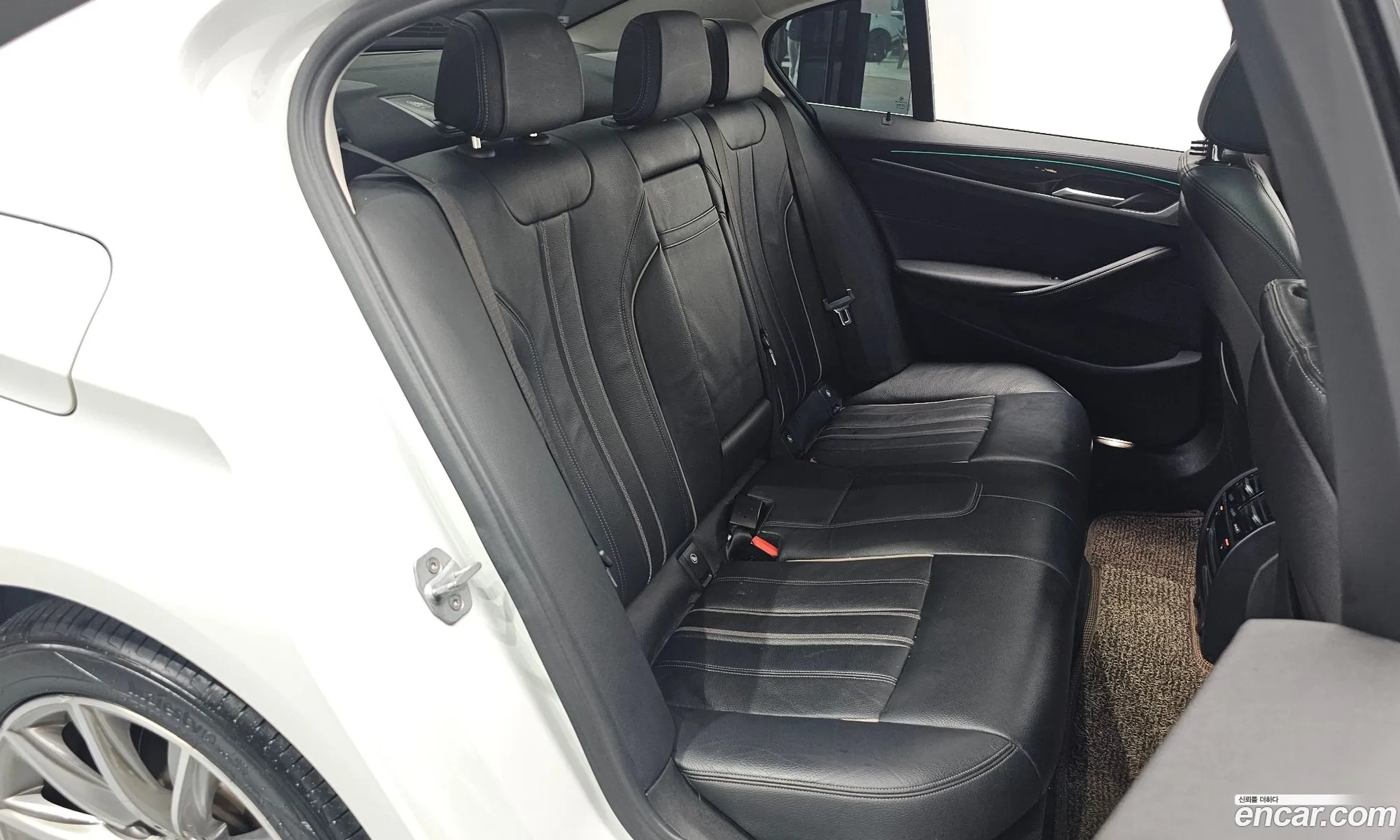 BMW 5 Series 2018 WBAJK710XJBP72904 — 8