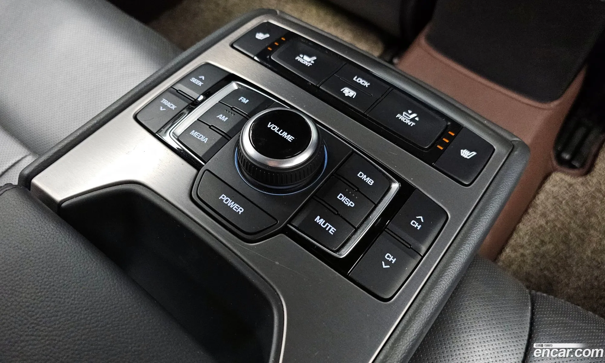 Hyundai Genesis DH 2014 — 19