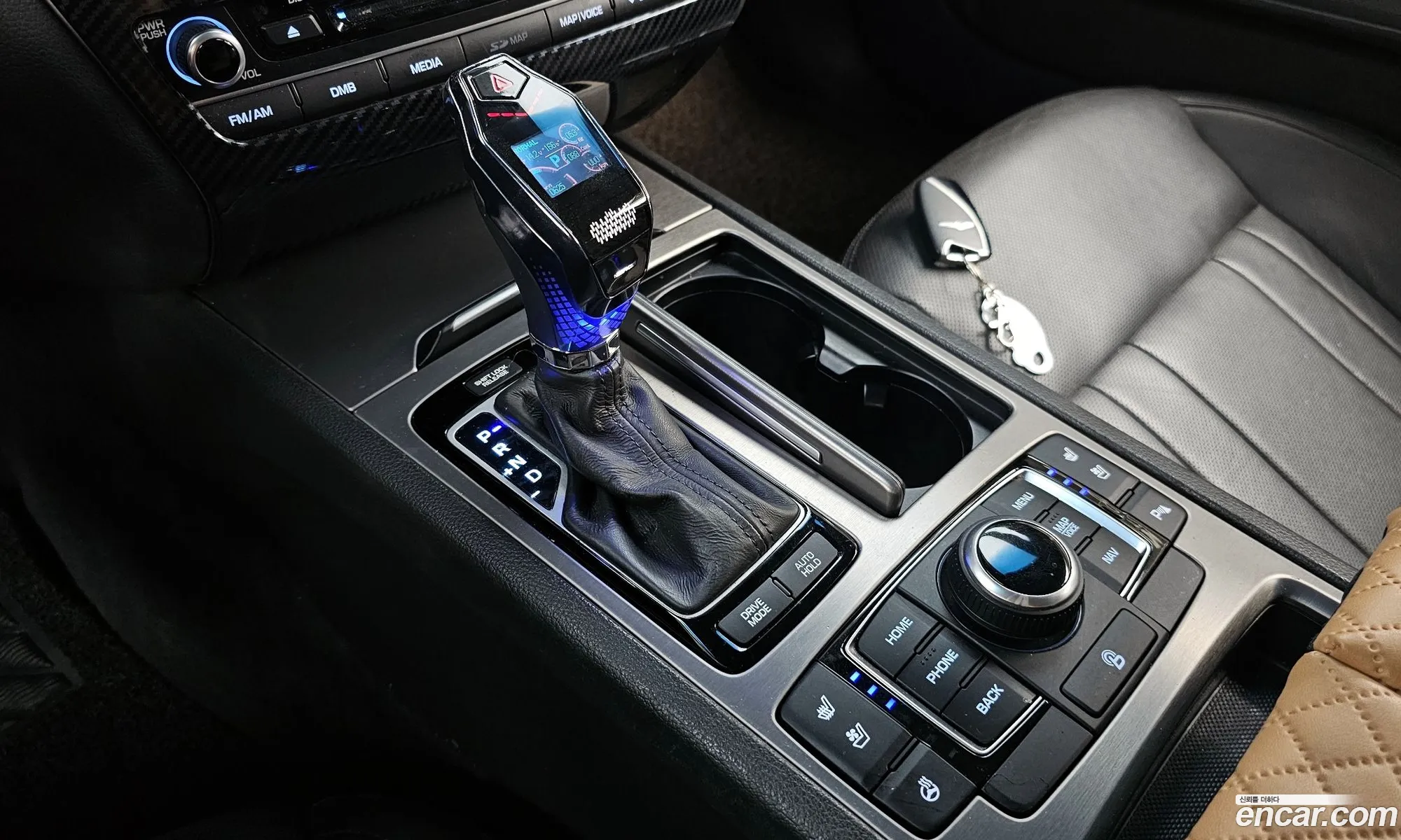 Hyundai Genesis DH 2014 — 18