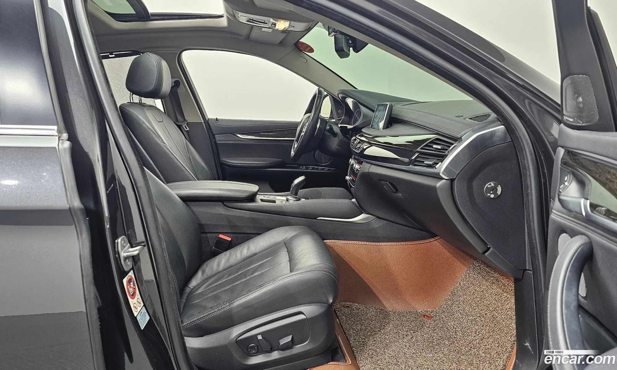BMW X6 2017 WBAKV2104H0V43512 — 19