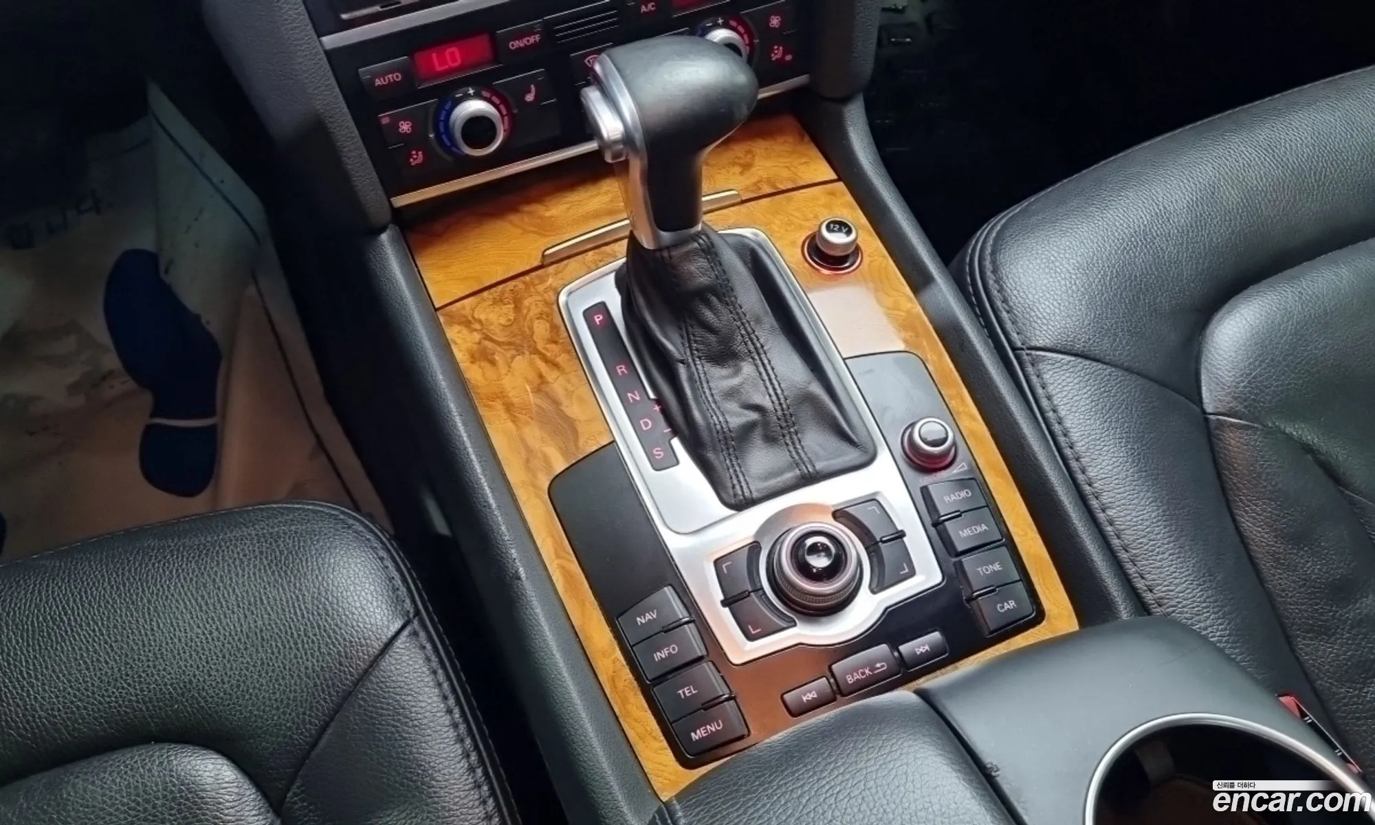 Audi Q7 2013 — 18